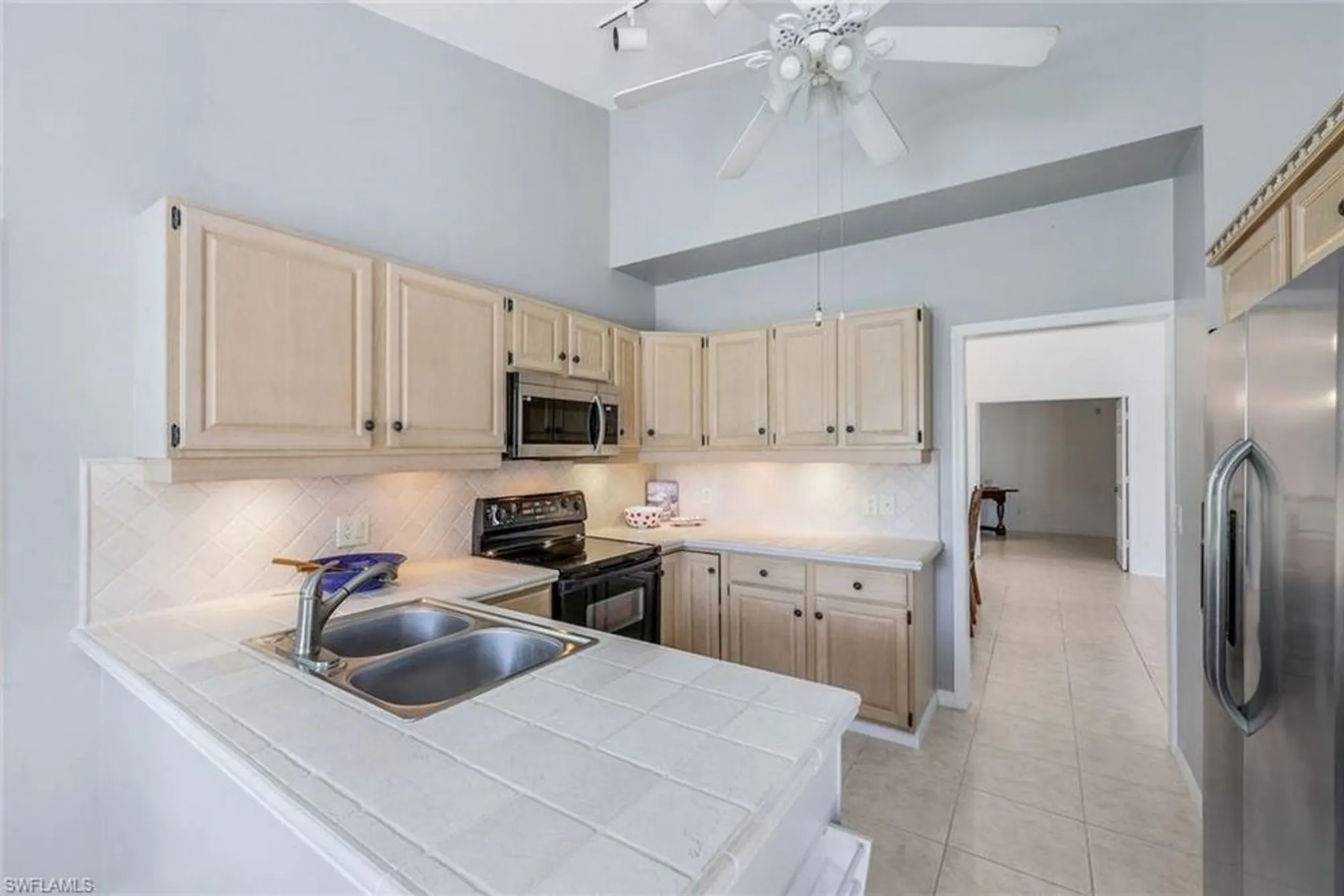 Property Slideshow image 4 of 29 | 27181 kindlewood ln, Bonita Springs, FL, 34134