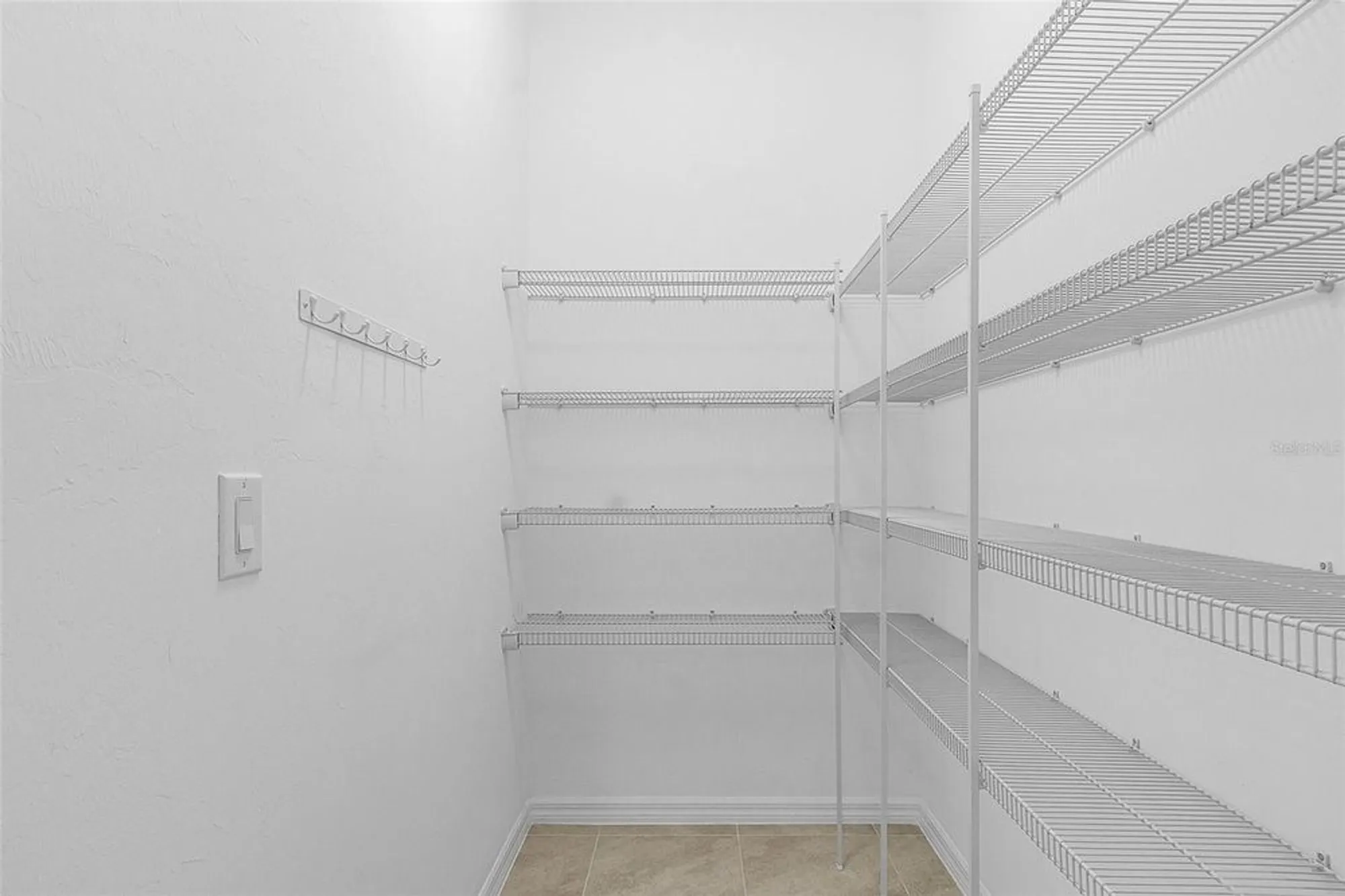 Property Slideshow image 8 of 28 | 2191 summersweet dr, Alva, FL, 33920