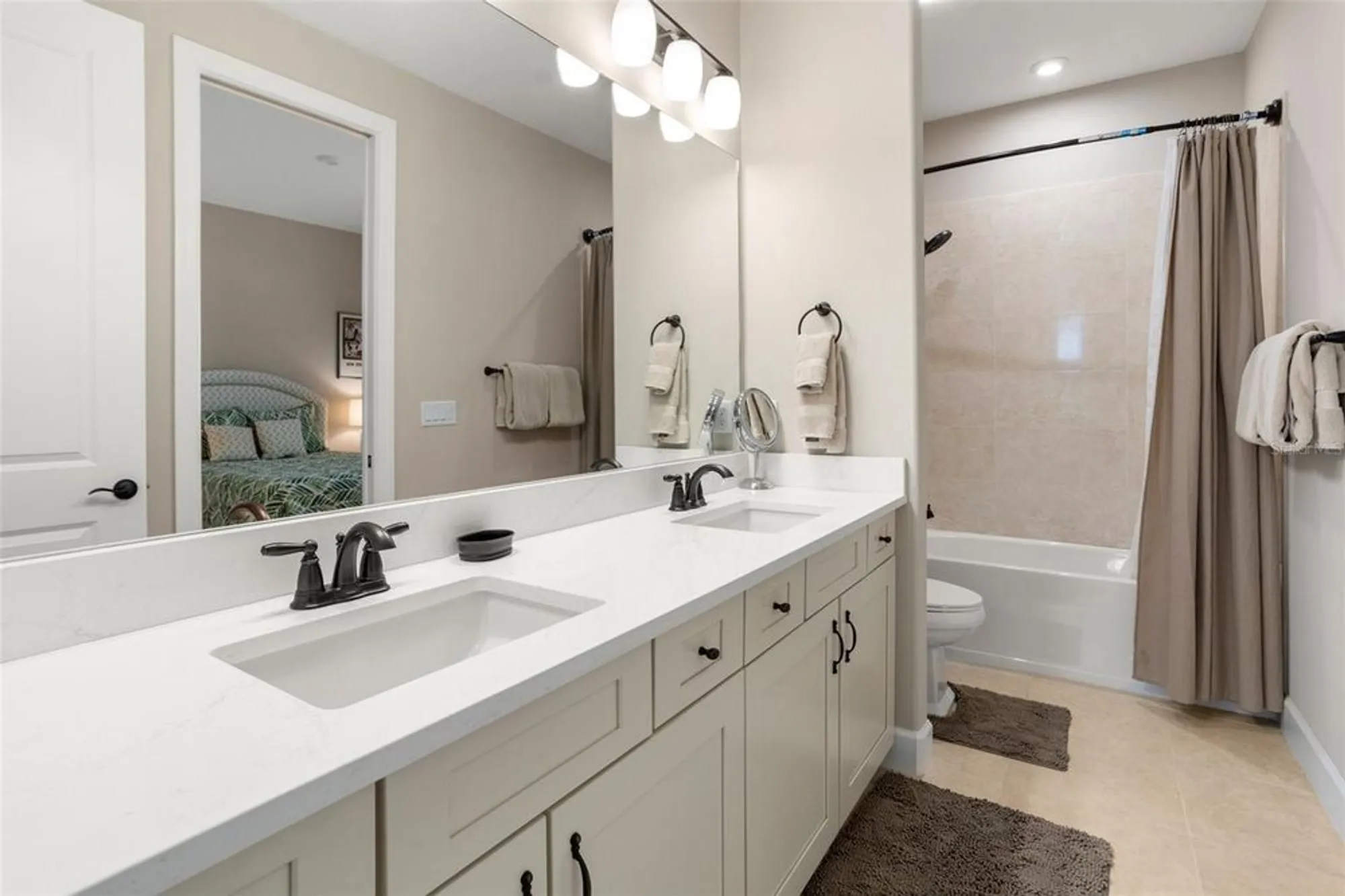 Property Slideshow image 26 of 53 | 12416 parigi way, Sarasota, FL, 34238