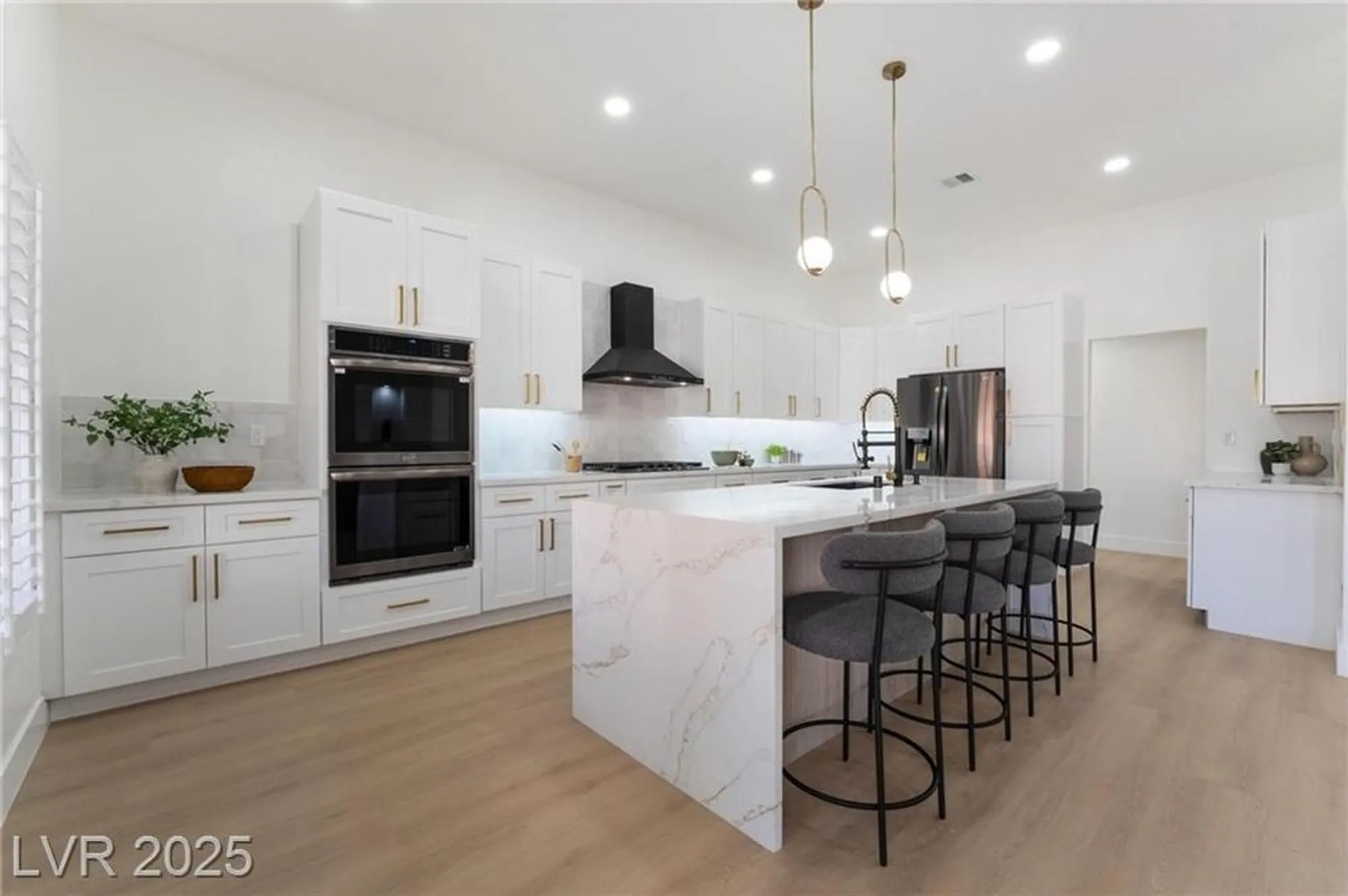 Property Slideshow image 19 of 57 | 2528 sunup dr, Las Vegas, NV, 89134