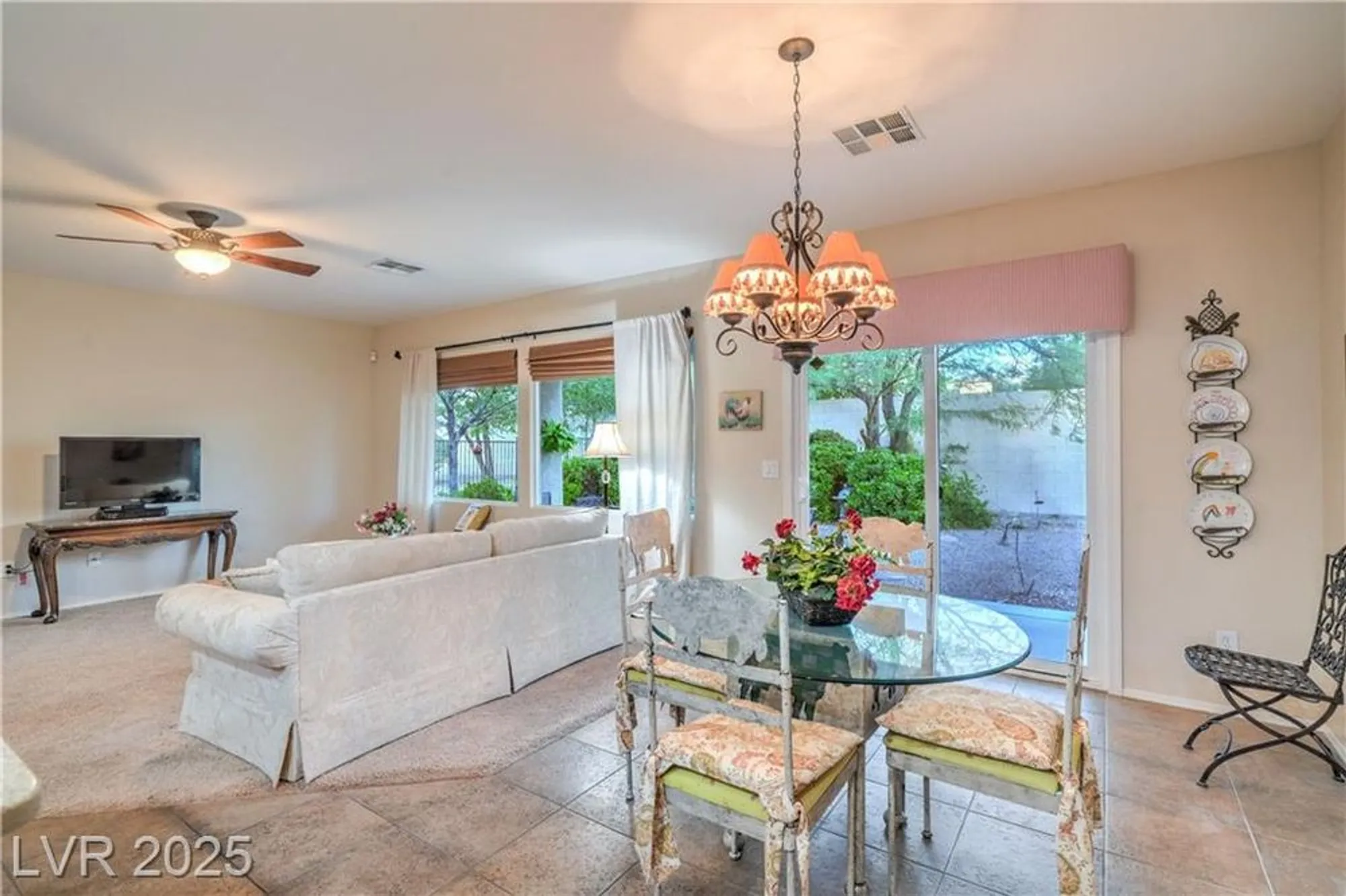 Property Slideshow image 9 of 62 | 2467 moonlight valley ave, Henderson, NV, 89044