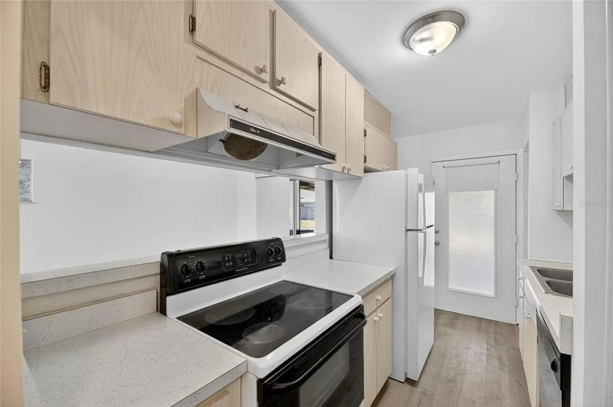 Property Slideshow image 10 of 37 | 1238 fordham dr, Sun City Center, FL, 33573
