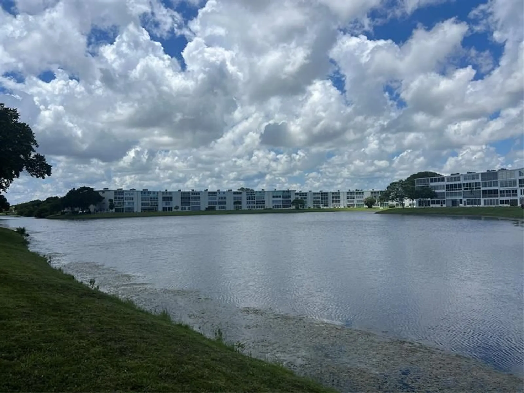 Property Slideshow image 15 of 16 | 4053 harwood e unit e, Deerfield Beach, FL, 33442