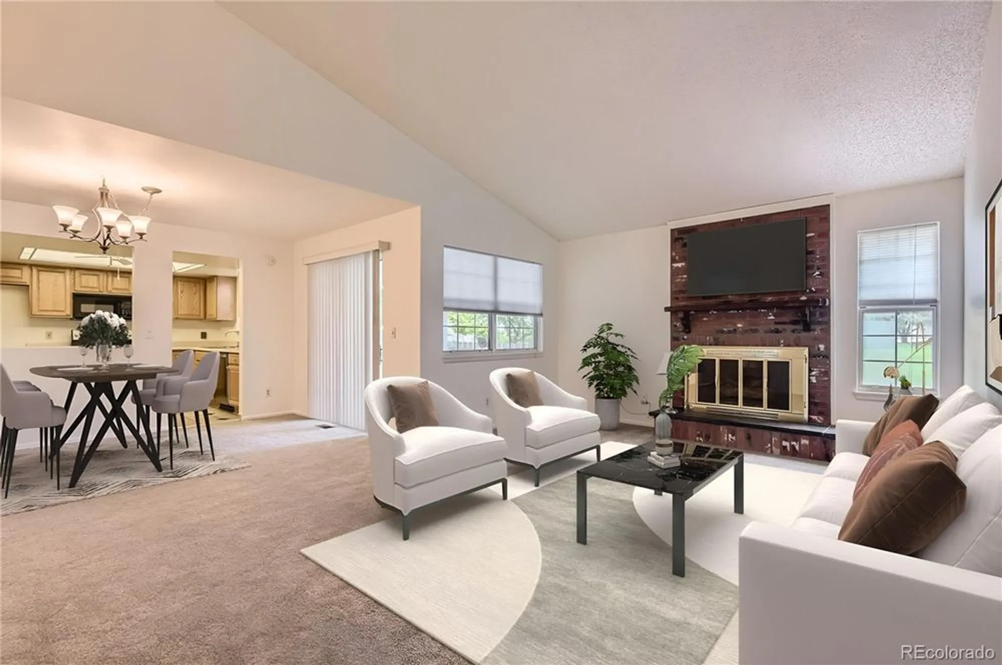 Property Slideshow image 2 of 27 | 13940 e linvale pl, Aurora, CO, 80014