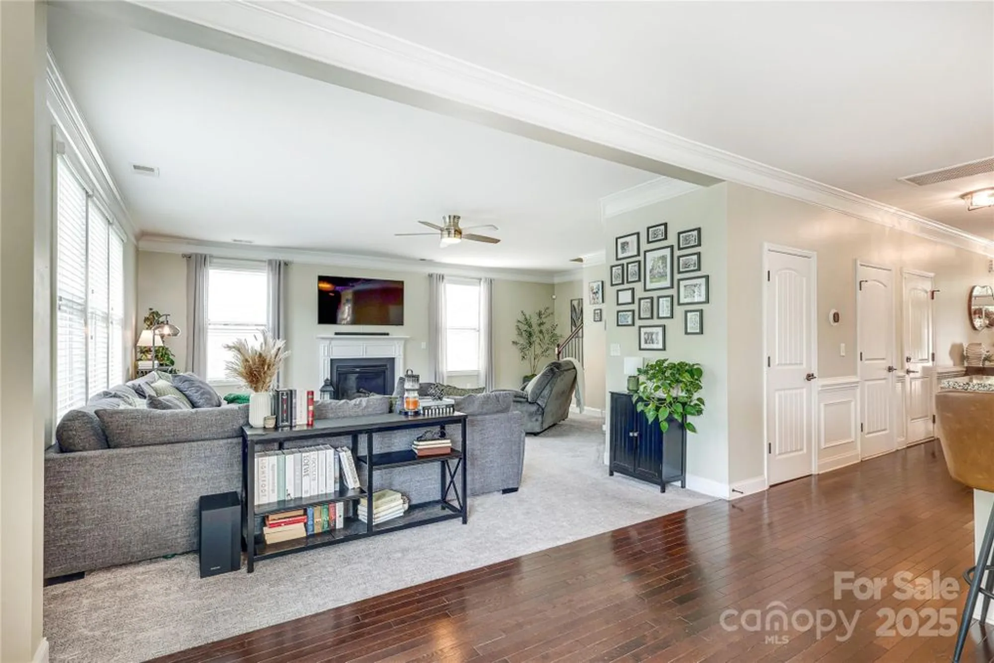 Property Slideshow image 8 of 46 | 5015 el molino dr, Charlotte, NC, 28214