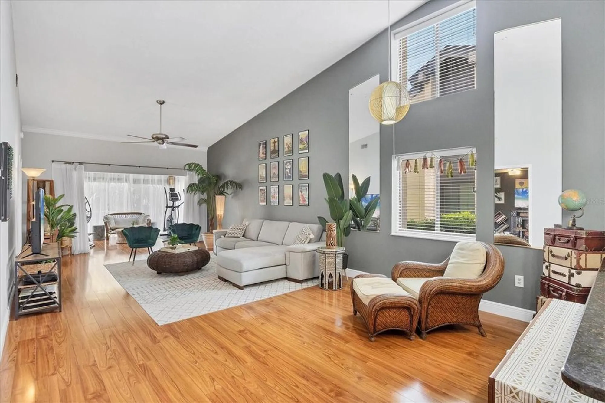 Property Slideshow image 3 of 45 | 6271 timber lake dr g6, Sarasota, FL, 34243