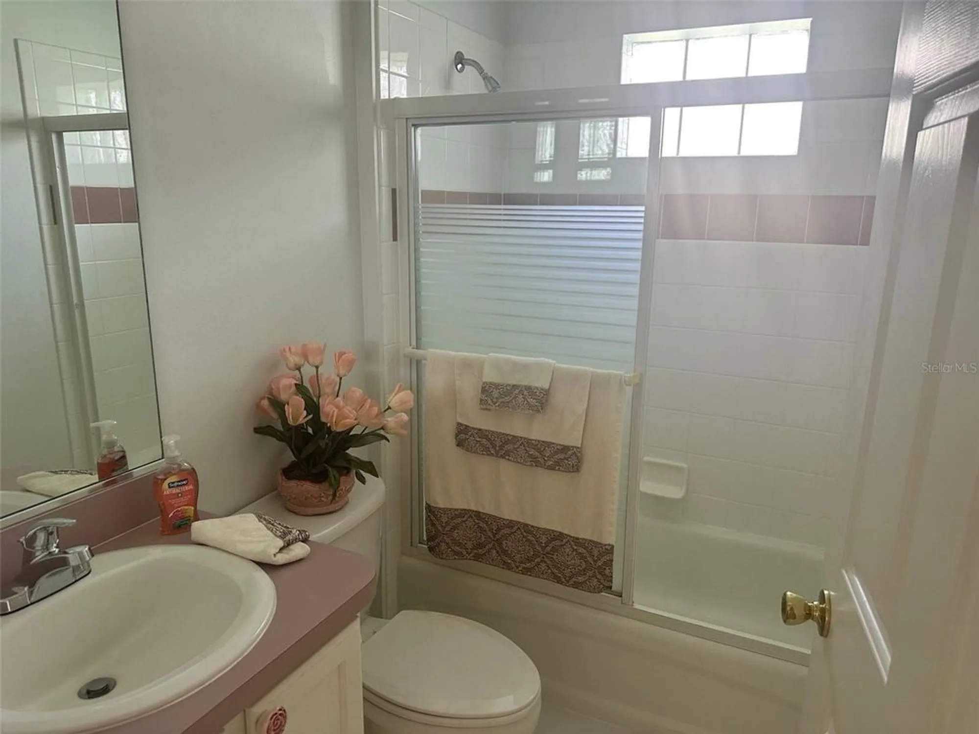 Property Slideshow image 17 of 21 | 2002 enrique dr, The Villages, FL, 32159