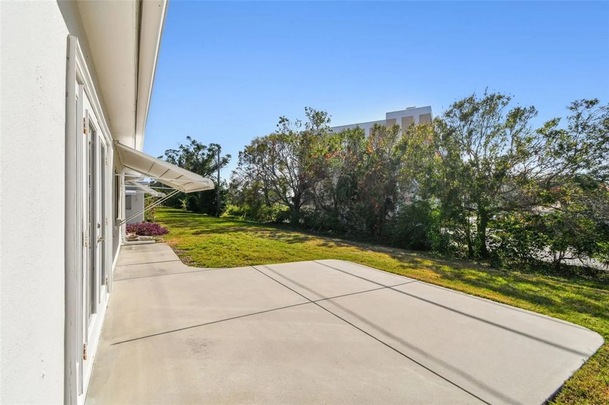 Property Slideshow image 21 of 31 | 9548 141st st, Seminole, FL, 33776