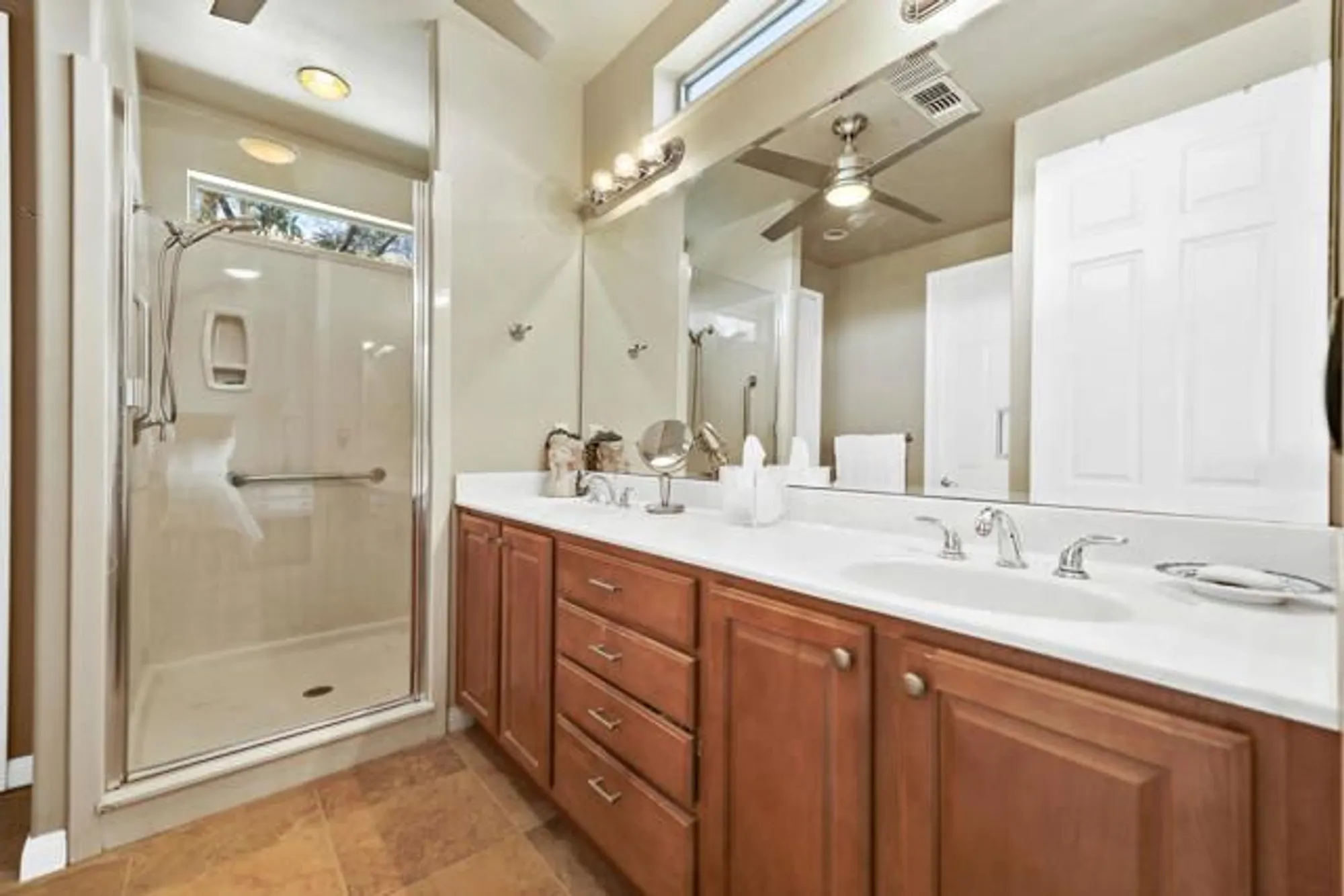 Property Slideshow image 19 of 38 | 80358 avenida linda vista, Indio, CA, 92203
