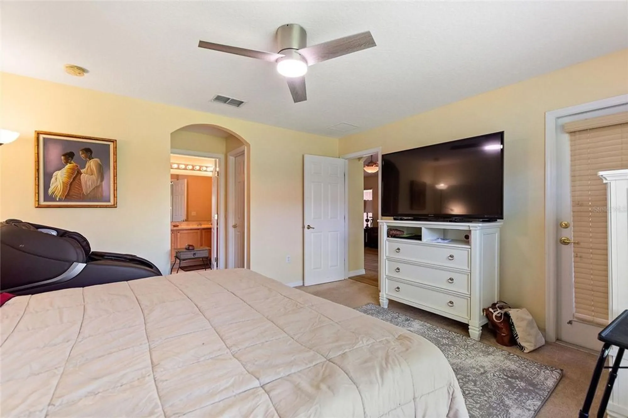 Property Slideshow image 16 of 49 | 504 millifiora ln, Kissimmee, FL, 34759