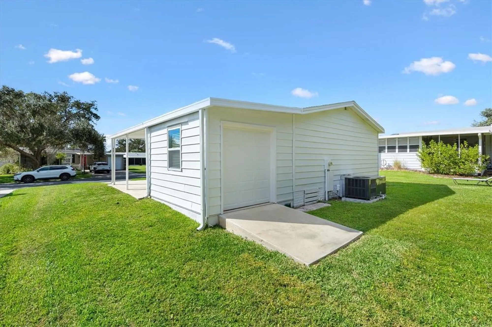 Property Slideshow image 30 of 32 | 1421 e schwartz blvd, The Villages, FL, 32159