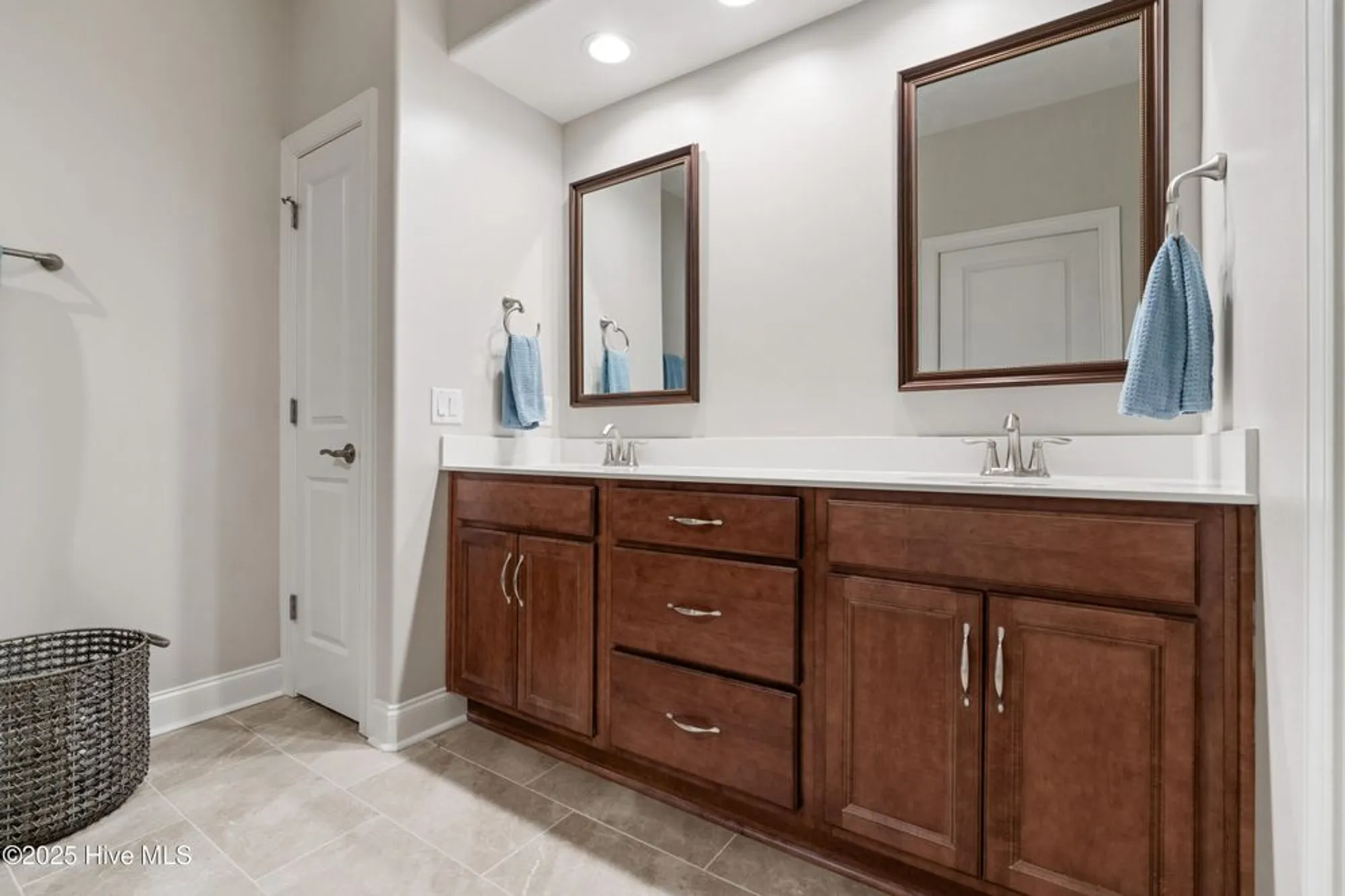 Property Slideshow image 33 of 74 | 8983 mango bay ct, Leland, NC, 28451