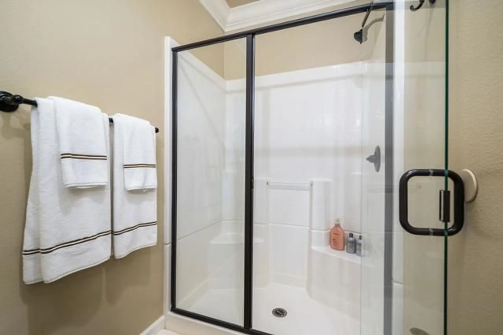 Property Slideshow image 17 of 37 | 2100 via calderia unit 2102, Palm Desert, CA, 92260