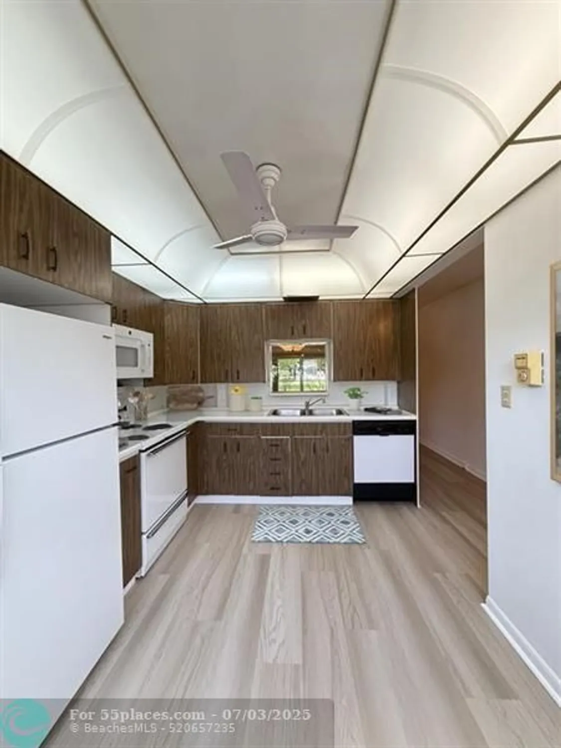 Property Slideshow image 4 of 44 | 2405 antigua cir a1, Coconut Creek, FL, 33066