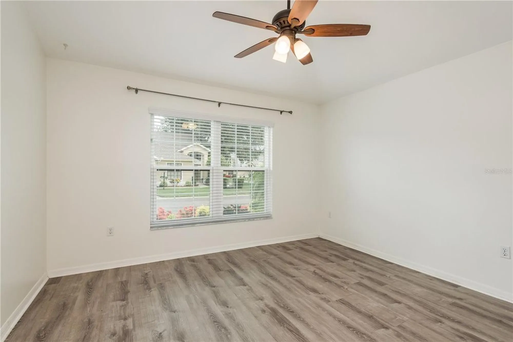 Property Slideshow image 26 of 57 | 9609 brookdale dr, New Port Richey, FL, 34655