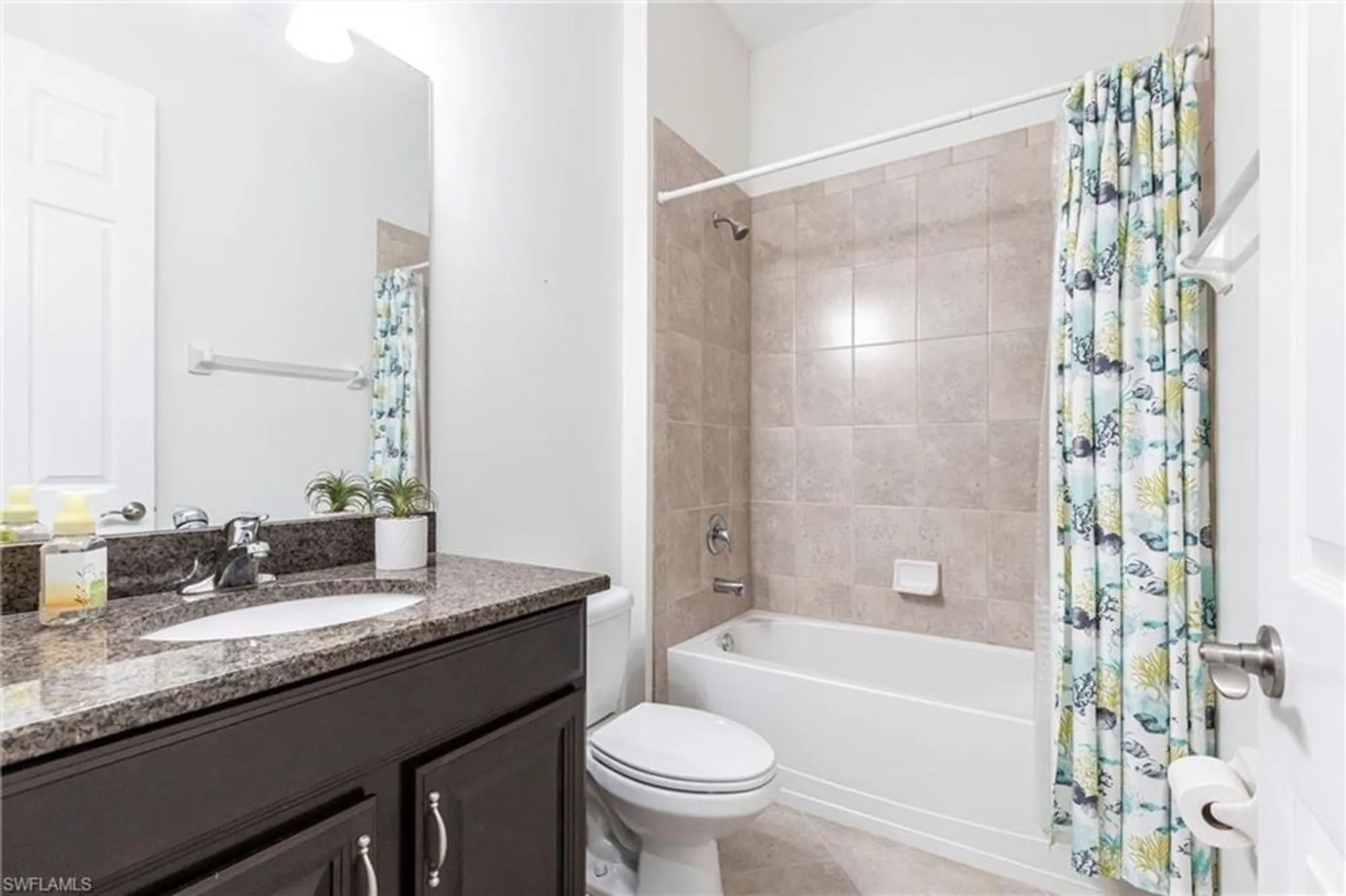 Property Slideshow image 26 of 49 | 3871 otter bend cir, Fort Myers, FL, 33905