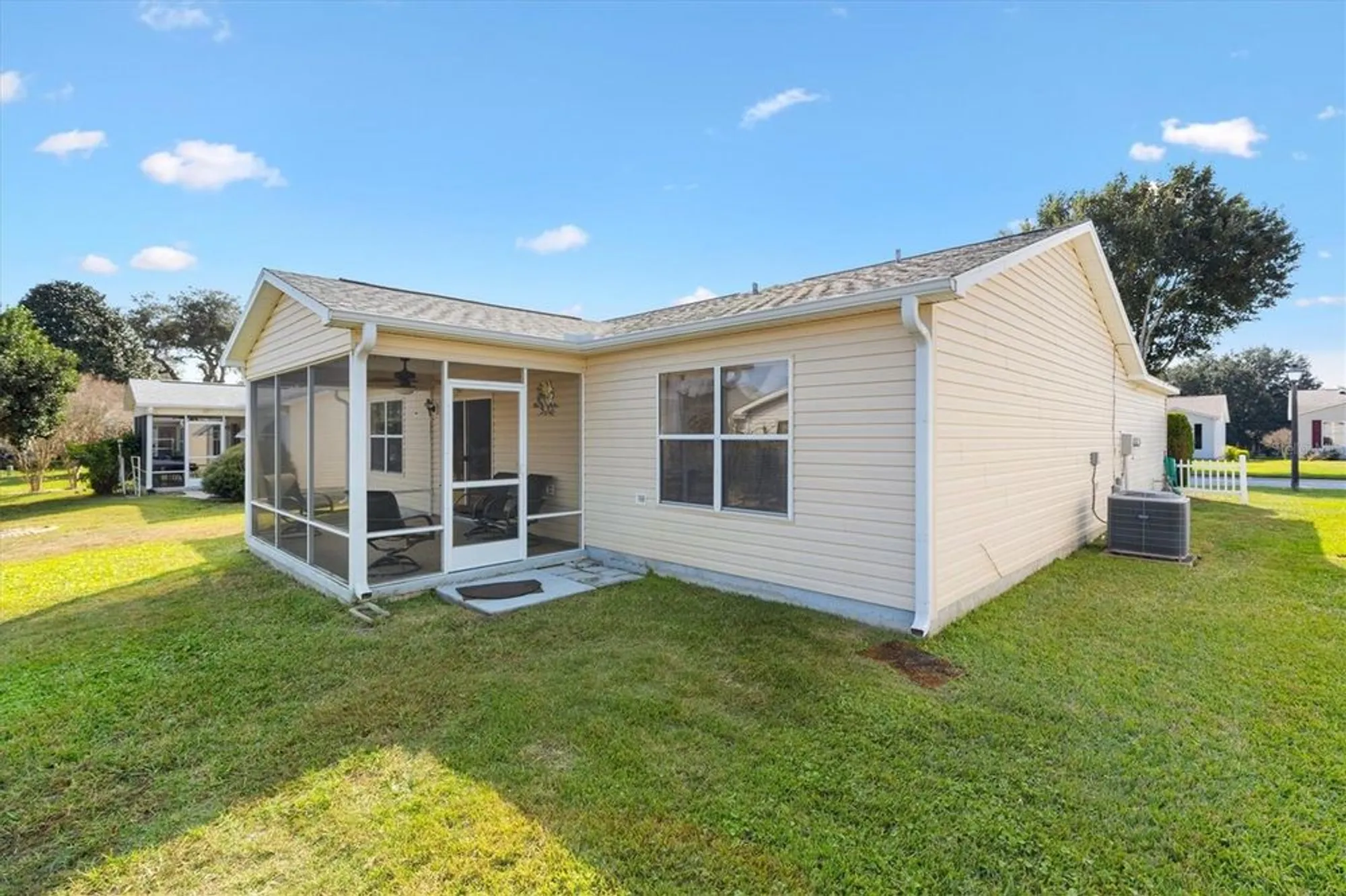 Property Slideshow image 24 of 26 | 17659 se 92nd grantham ter, The Villages, FL, 32162