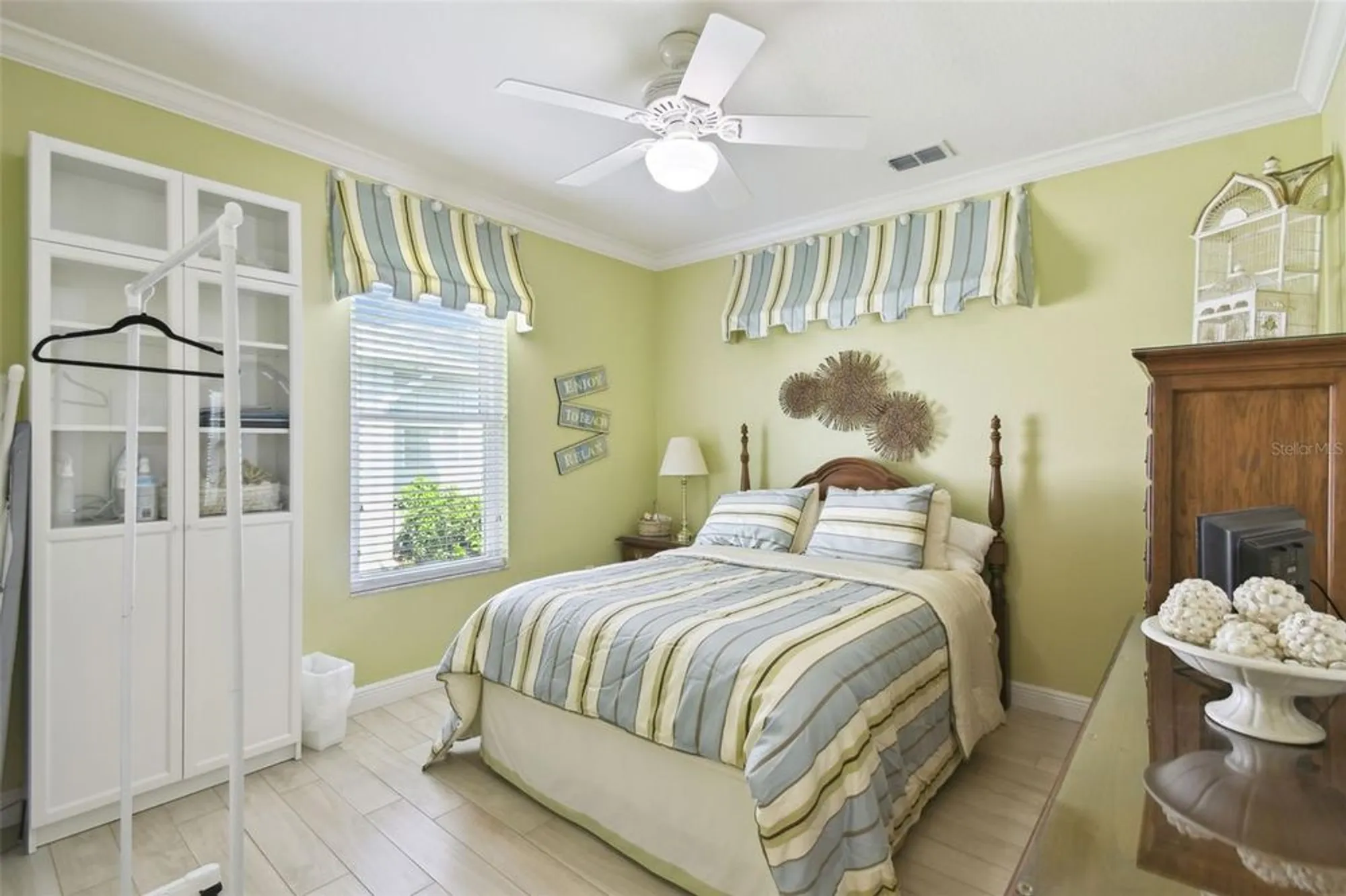 Property Slideshow image 27 of 61 | 201 largo dr, Kissimmee, FL, 34759