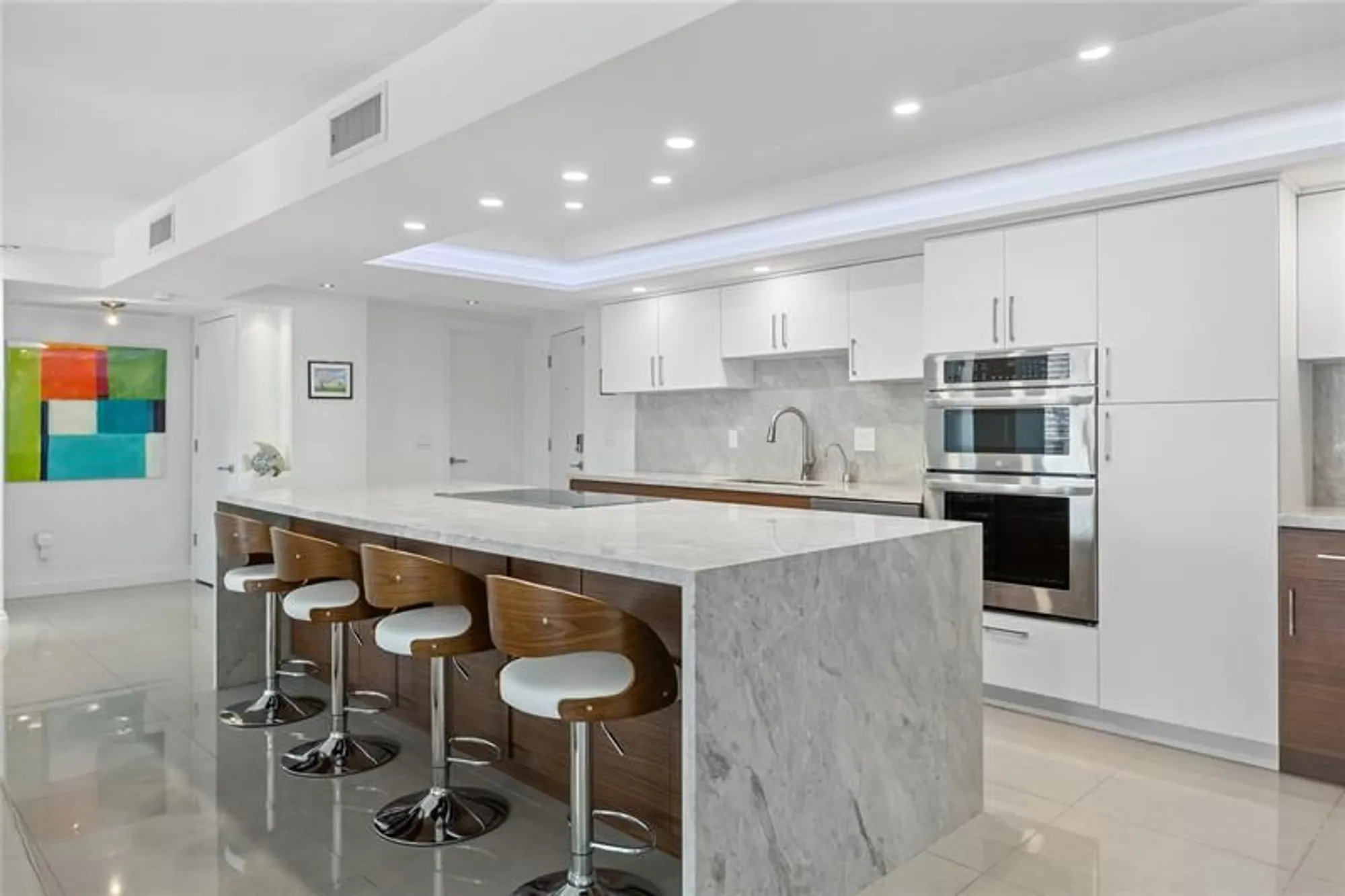 Property Slideshow image 6 of 50 | 1880 s ocean dr ts306, Hallandale Beach, FL, 33009