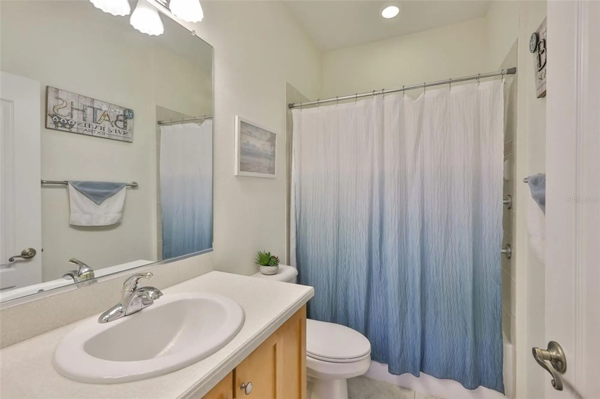 Property Slideshow image 23 of 63 | 2044 sifield greens way, Sun City Center, FL, 33573