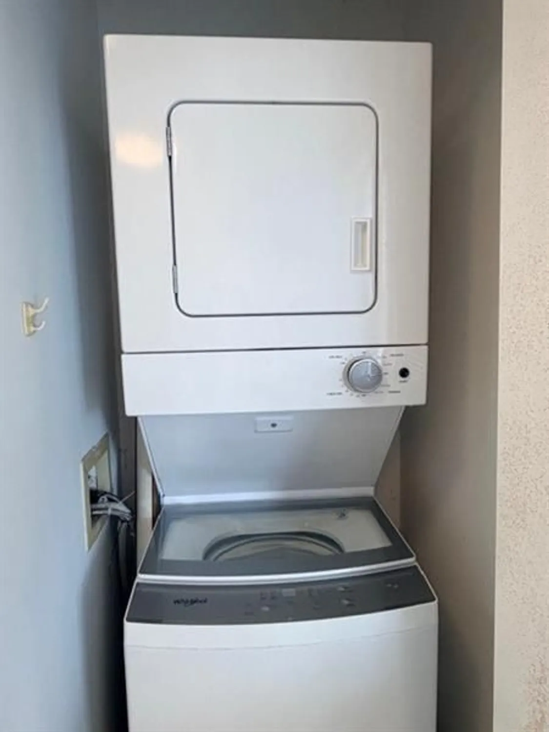 Property Slideshow image 6 of 29 | 9580 weldon cir apt k307, Fort Lauderdale, FL, 33321