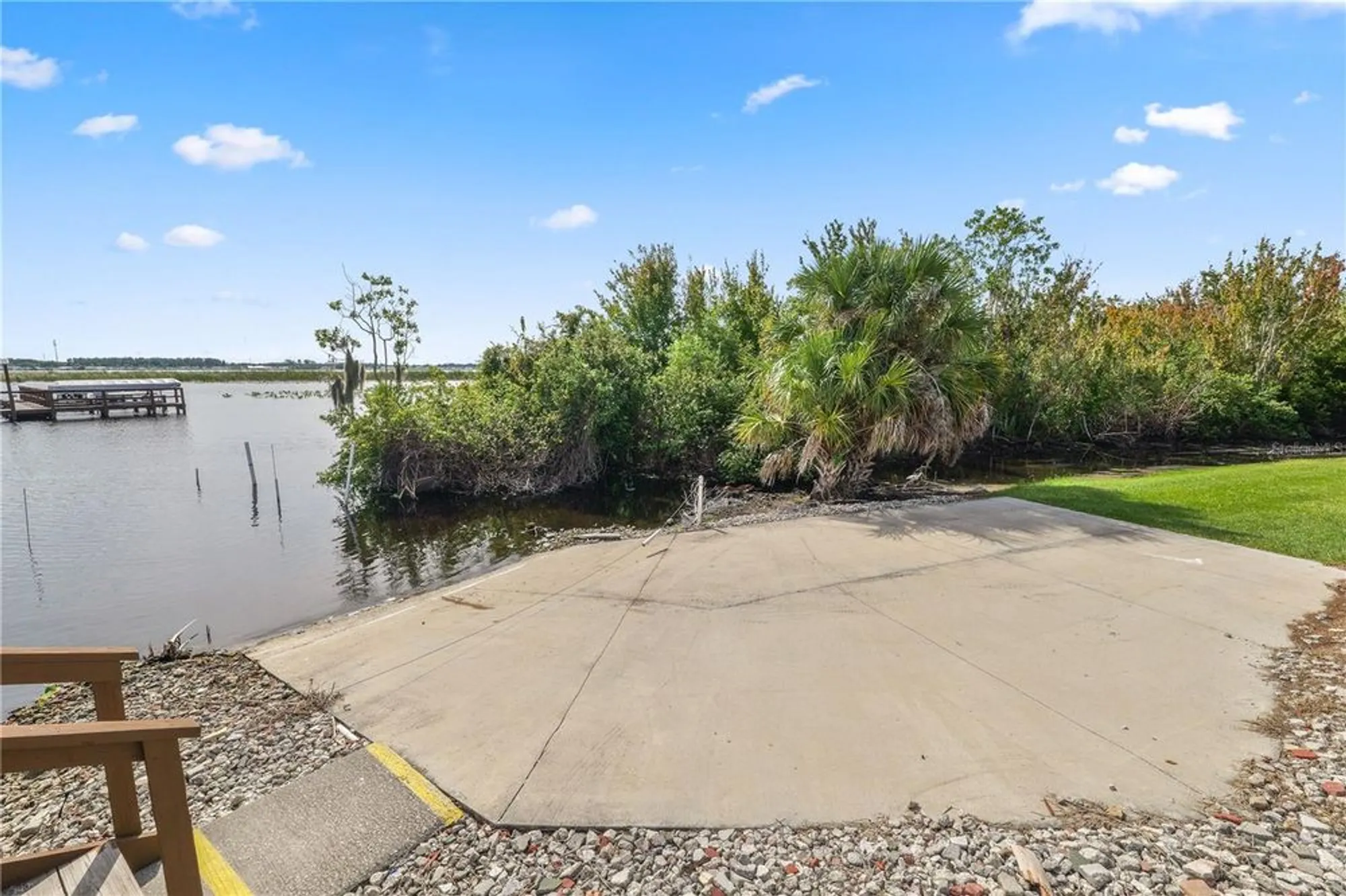 Property Slideshow image 73 of 91 | 549 clubhill dr, Haines City, FL, 33844