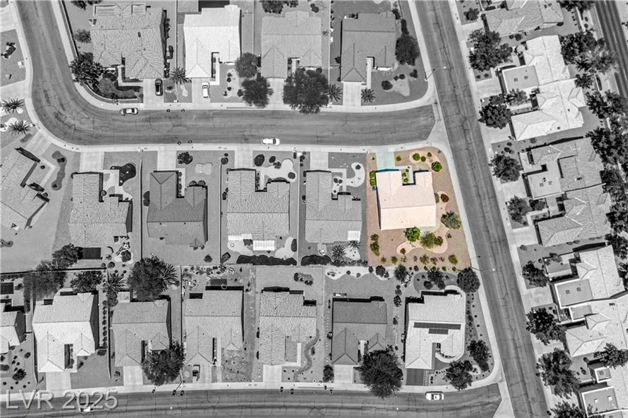 Property Slideshow image 24 of 37 | 10301 coal creek pl, Las Vegas, NV, 89134