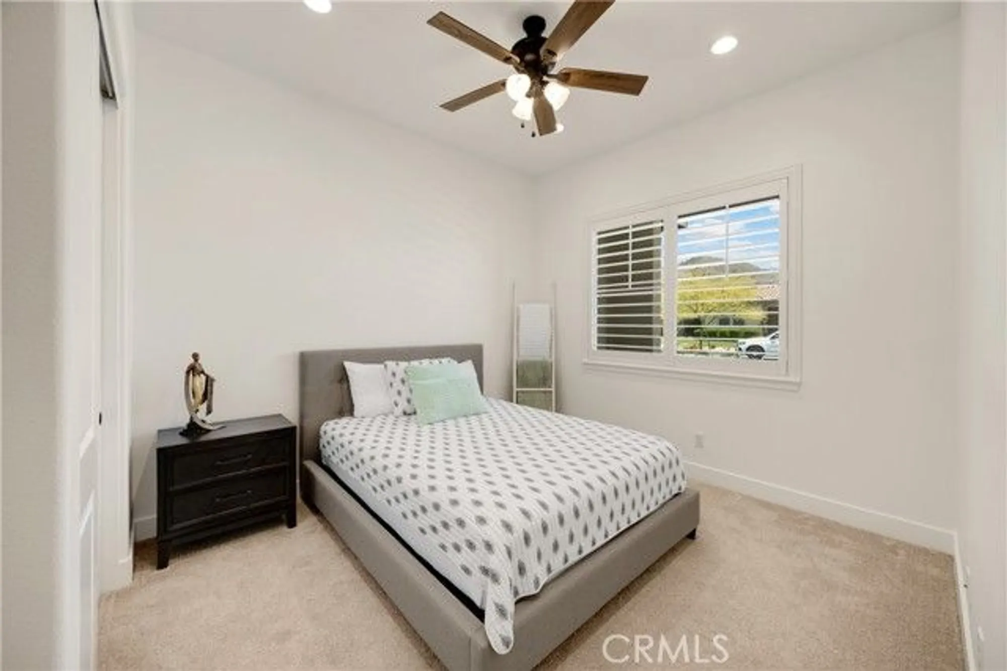 Property Slideshow image 12 of 68 | 11638 oakton way, Corona, CA, 92883