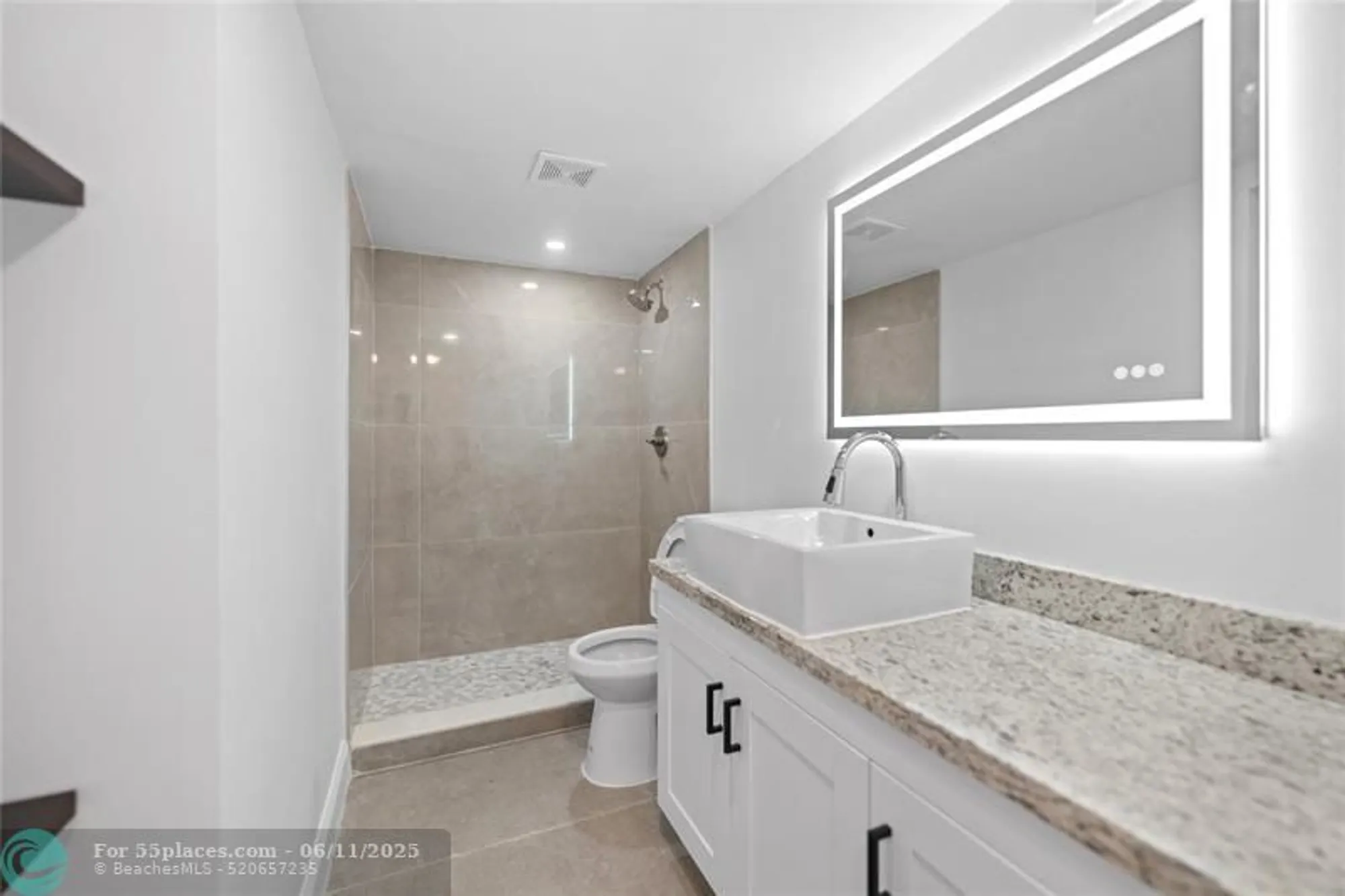 Property Slideshow image 20 of 26 | 2202 lucaya bnd j2, Coconut Creek, FL, 33066