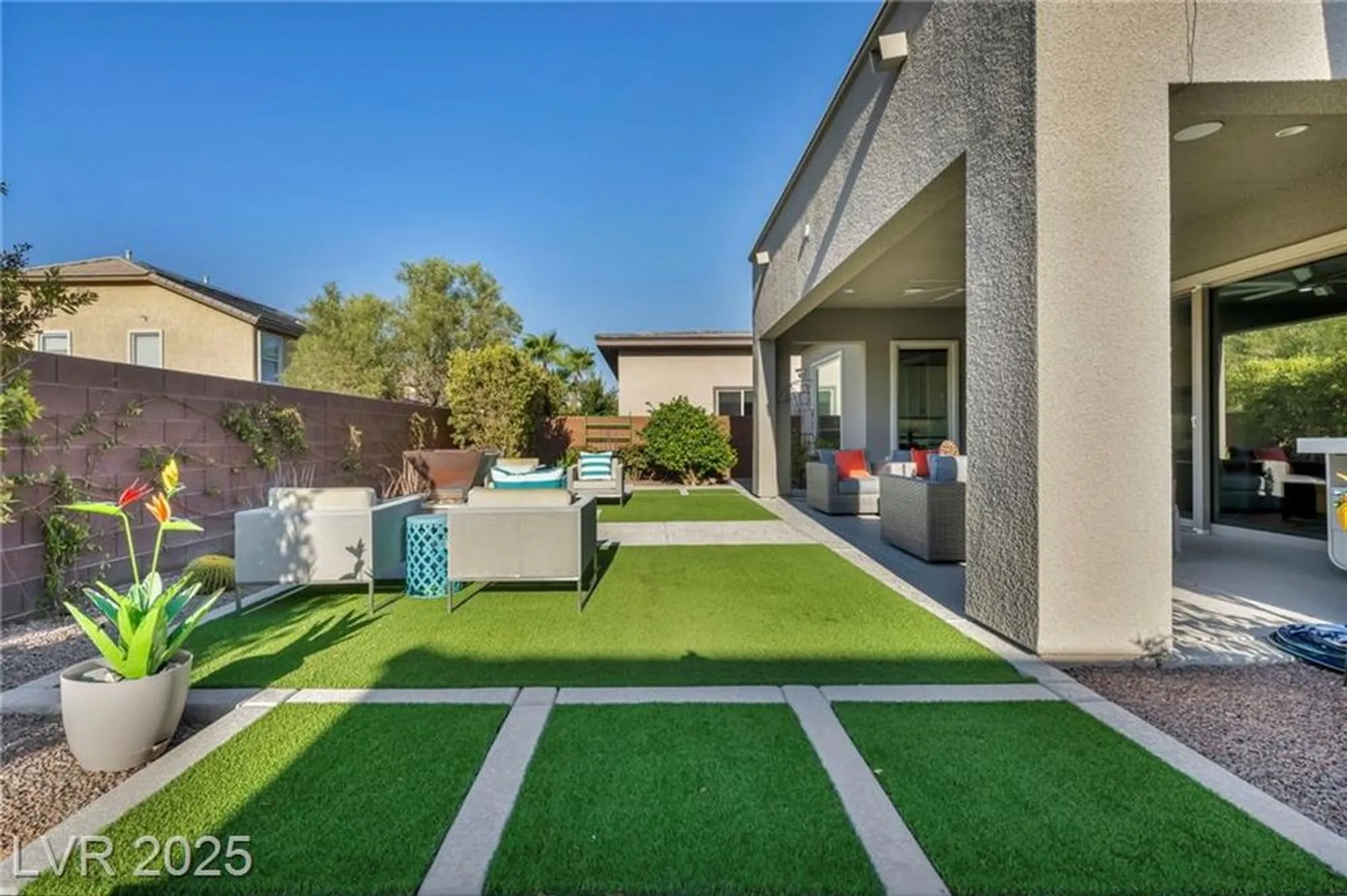 Property Slideshow image 44 of 87 | 9988 regency square ave, Las Vegas, NV, 89148