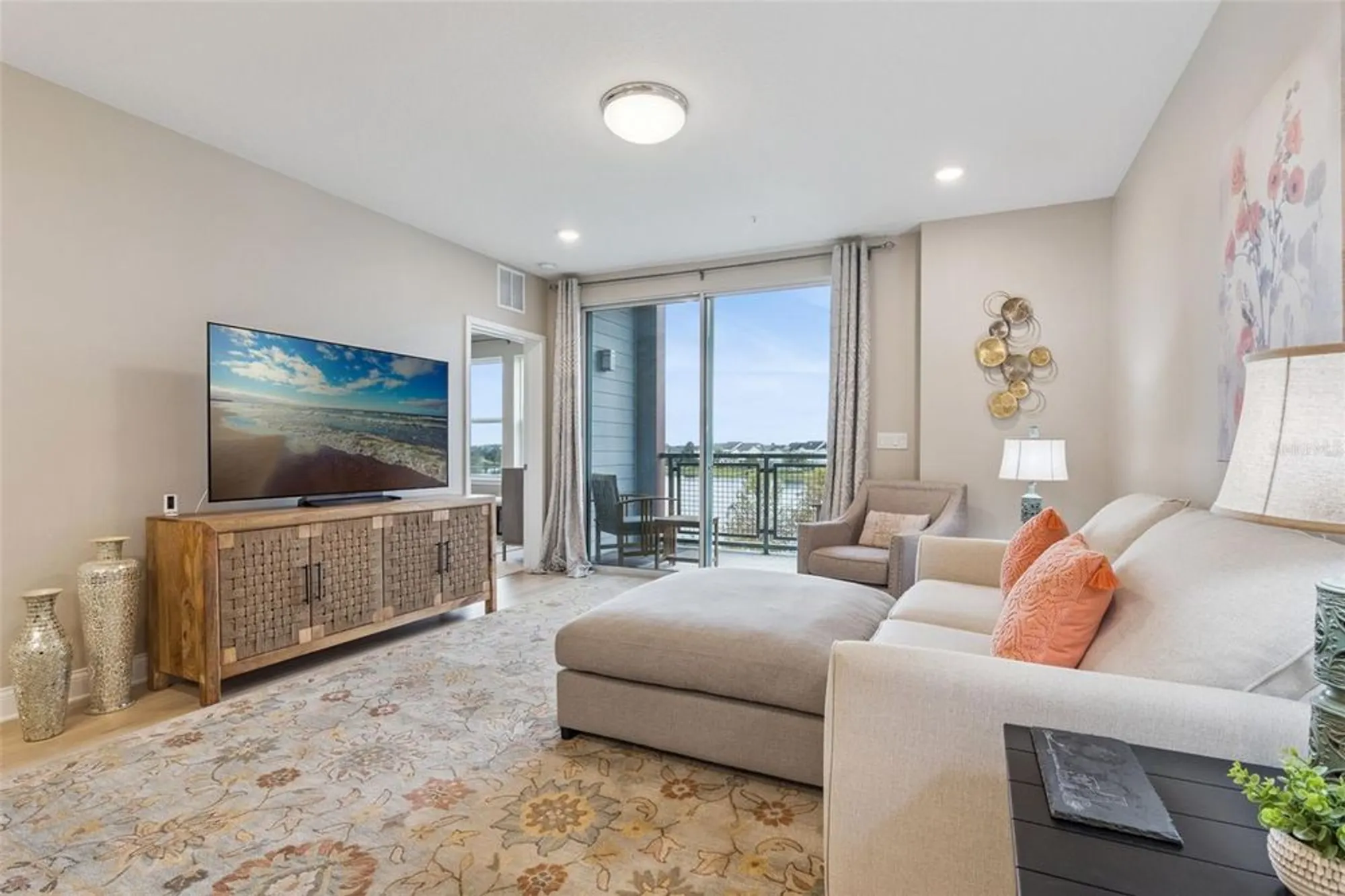 Property Slideshow image 23 of 58 | 7565 laureate blvd unit 3304, Orlando, FL, 32827