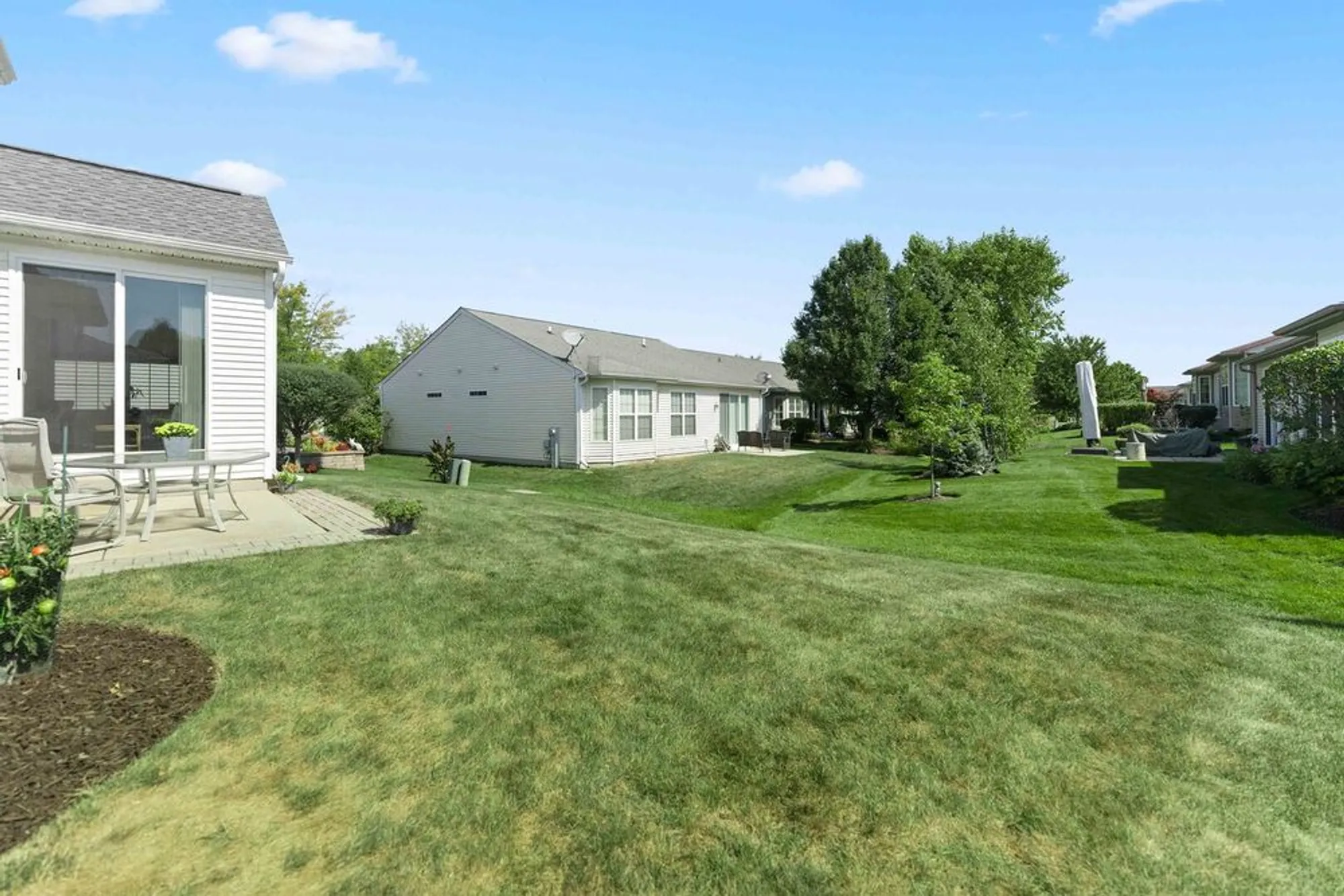 Property Slideshow image 45 of 61 | 13184 oakwood ave, Huntley, IL, 60142