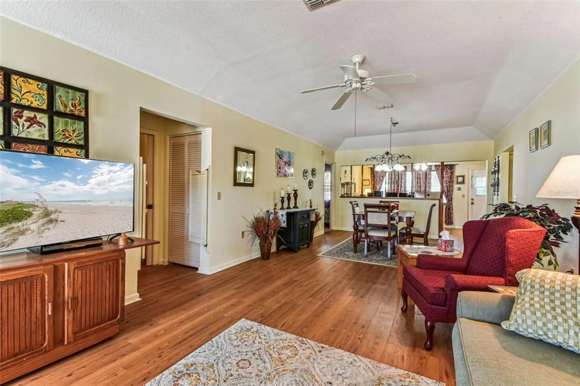 Property Slideshow image 19 of 55 | 2324 sea island cir, Lakeland, FL, 33810