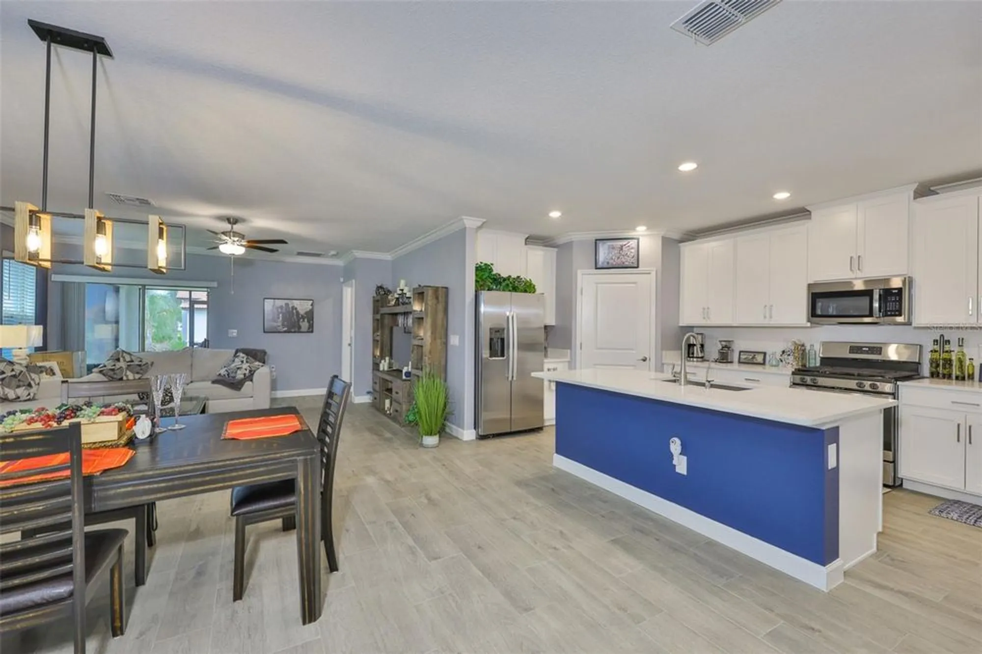 Property Slideshow image 4 of 39 | 17255 holly well ave, Wimauma, FL, 33598