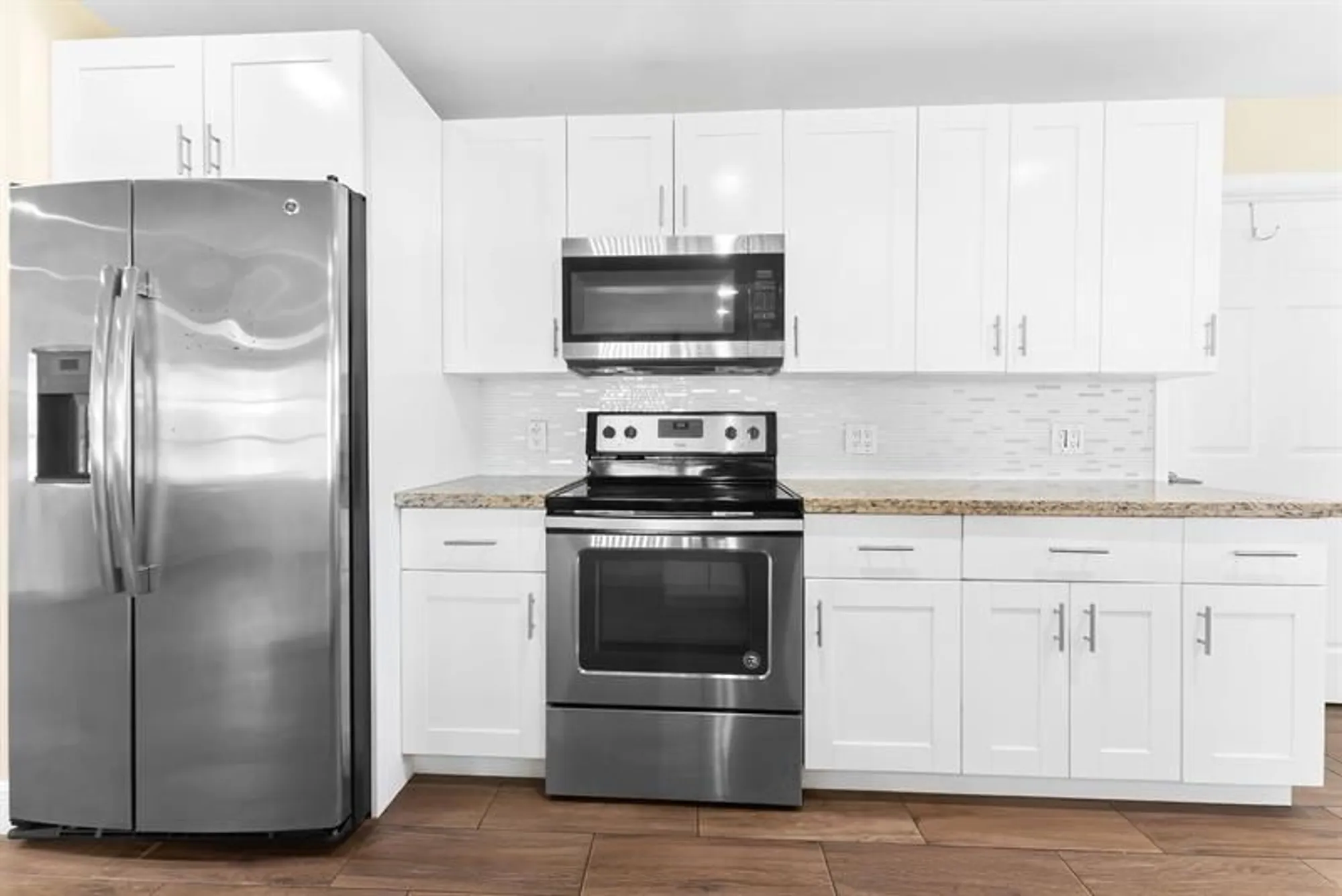 Property Slideshow image 14 of 34 | 8851 nw 15th st, Plantation, FL, 33322