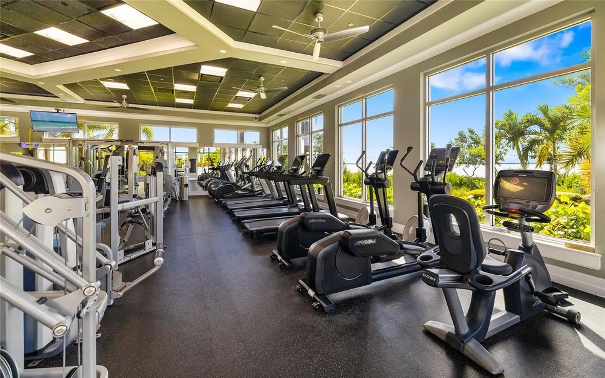 Property Slideshow image 40 of 50 | 339 sapphire lake dr unit 101, Bradenton, FL, 34209