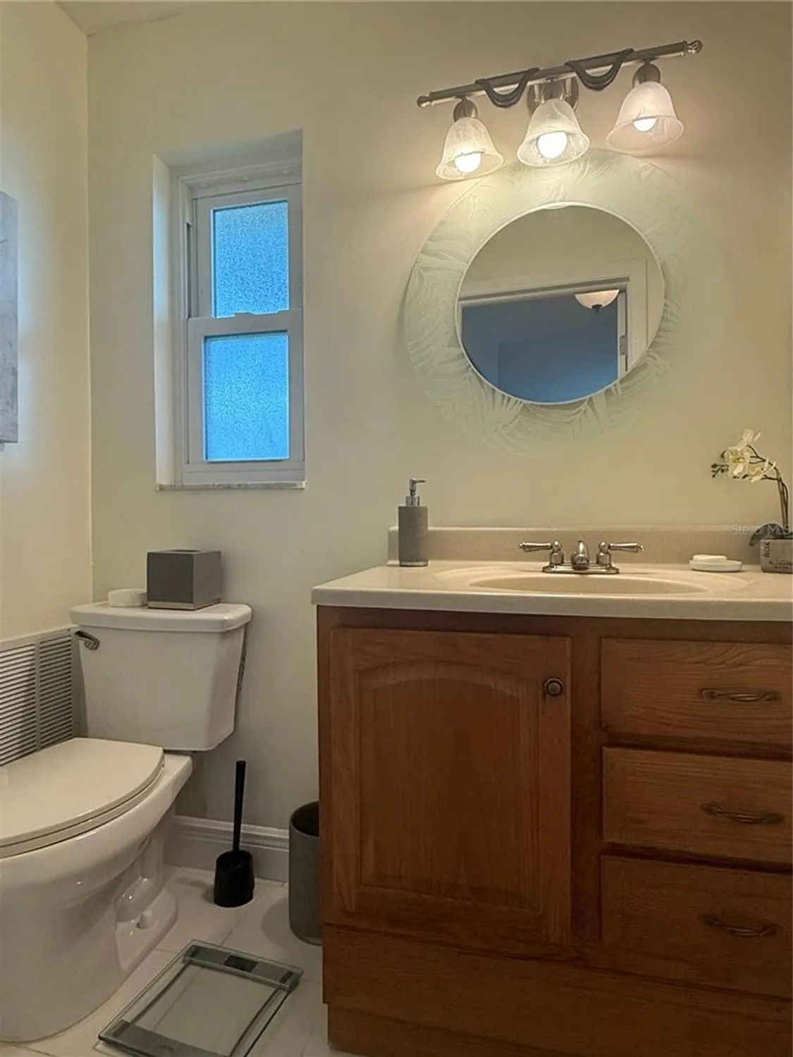 Property Slideshow image 13 of 21 | 8205 burgundy dr n # 8205, Pinellas Park, FL, 33781