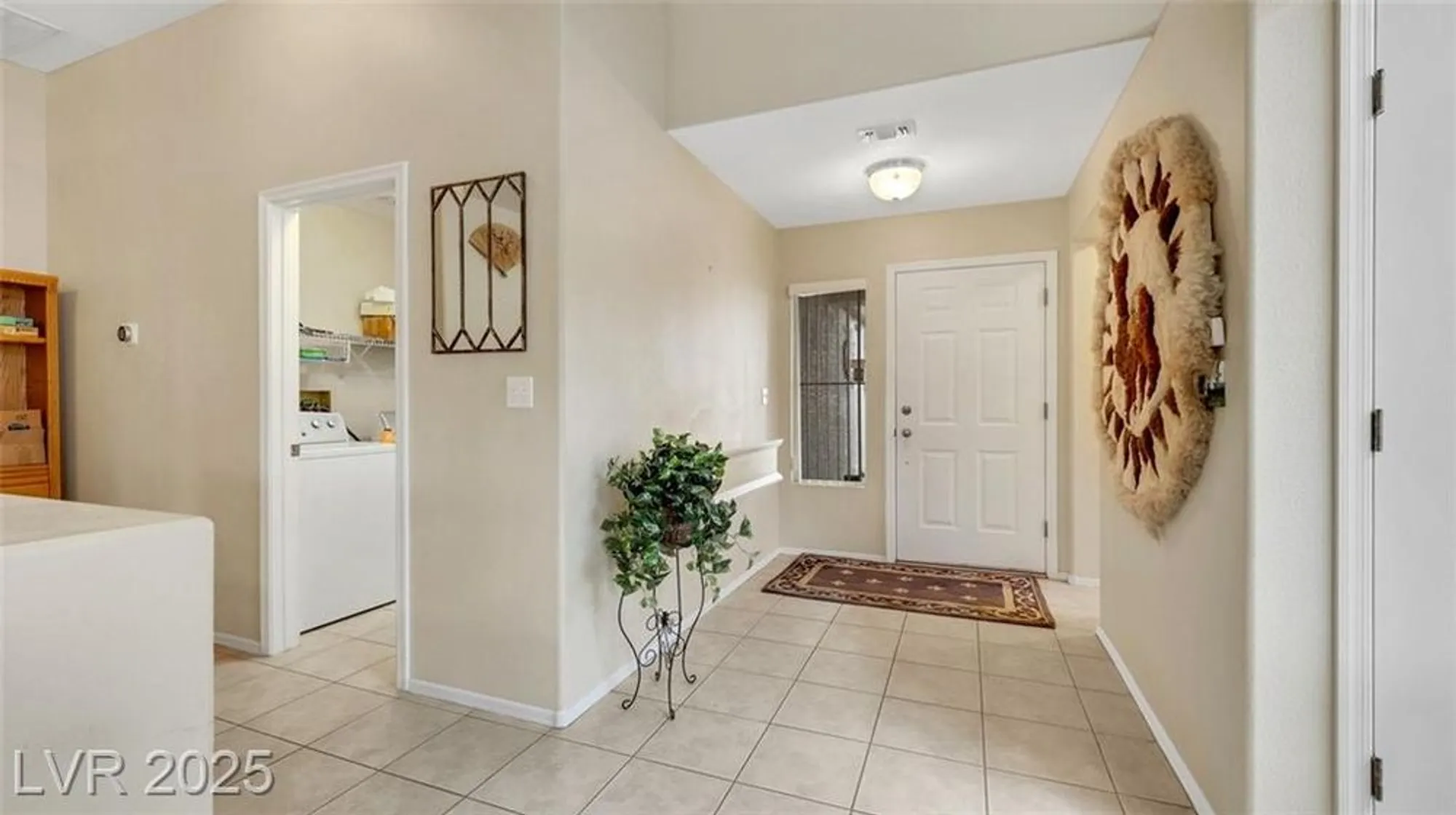 Property Slideshow image 15 of 31 | 2075 joy view ln, Henderson, NV, 89012