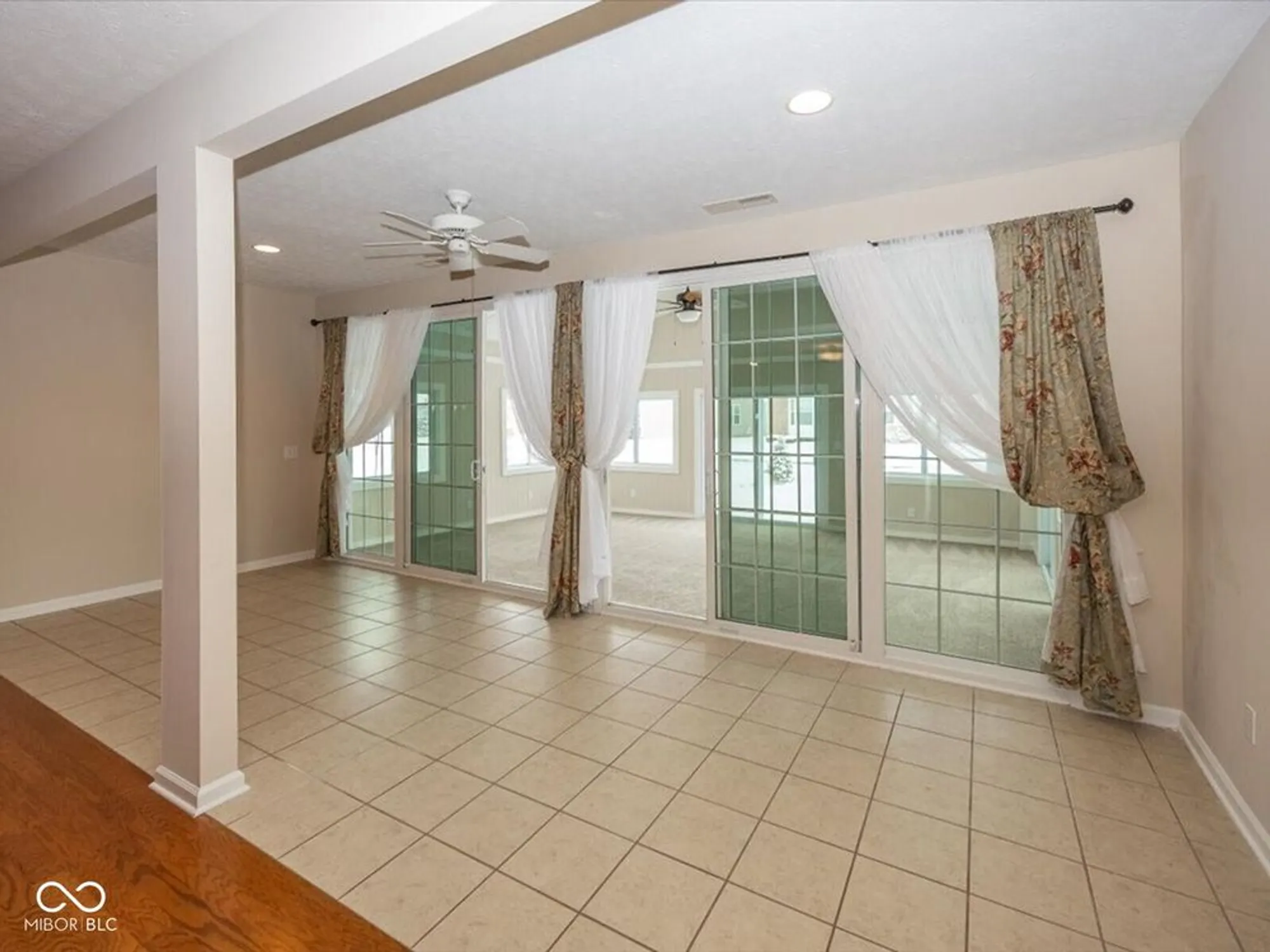 Property Slideshow image 18 of 50 | 16160 brookmere ave, Fishers, IN, 46037