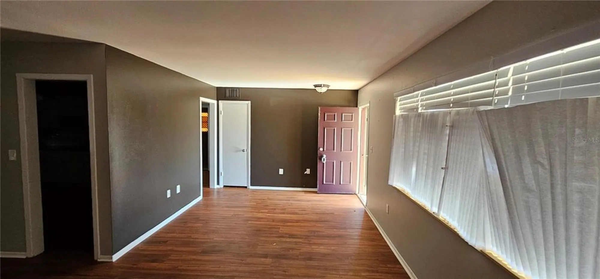Property Slideshow image 7 of 38 | 1507 n lake dr, Sun City Center, FL, 33573