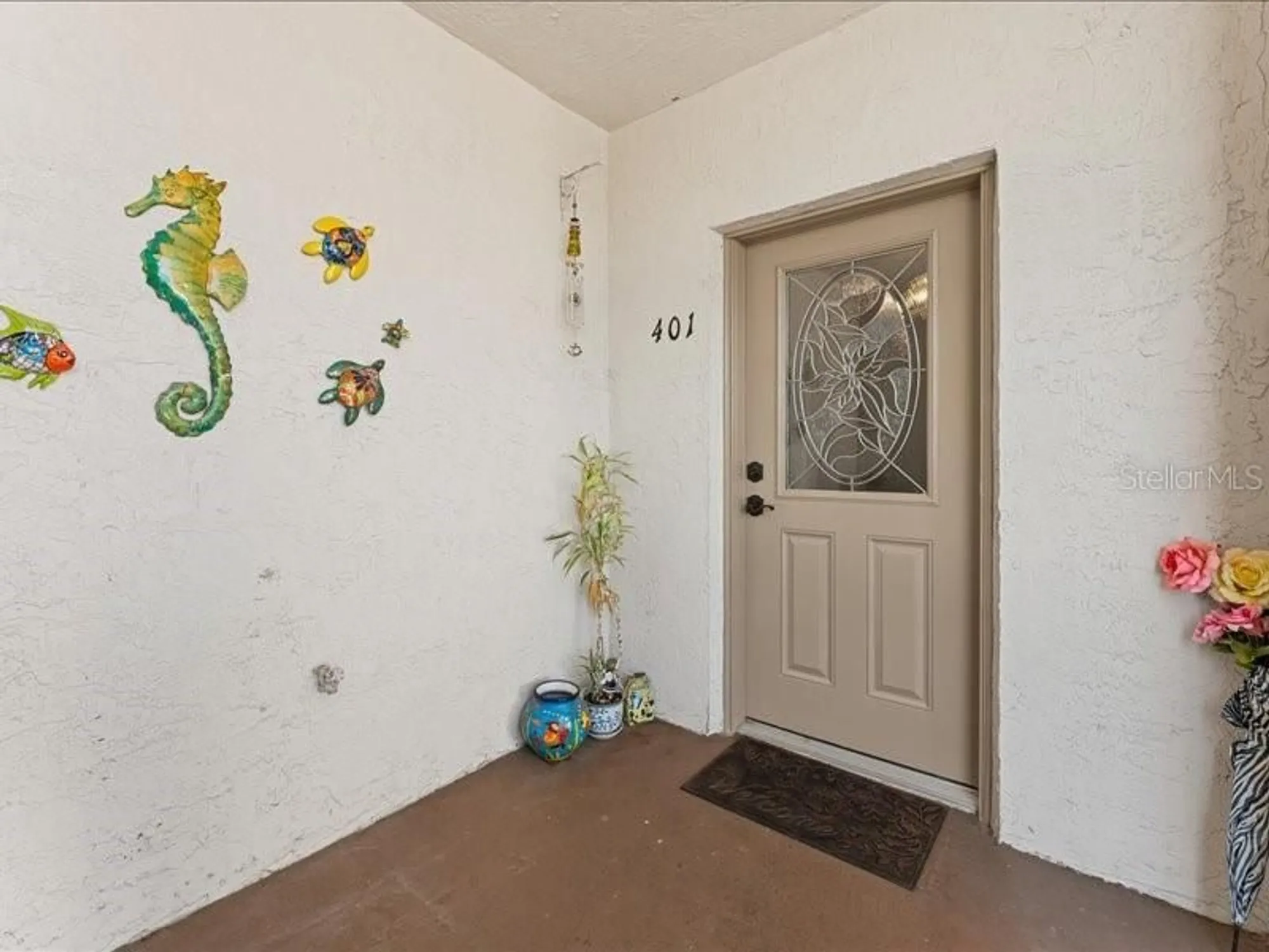 Property Slideshow image 4 of 47 | 8186 terrace garden dr n unit 401, Saint Petersburg, FL, 33709