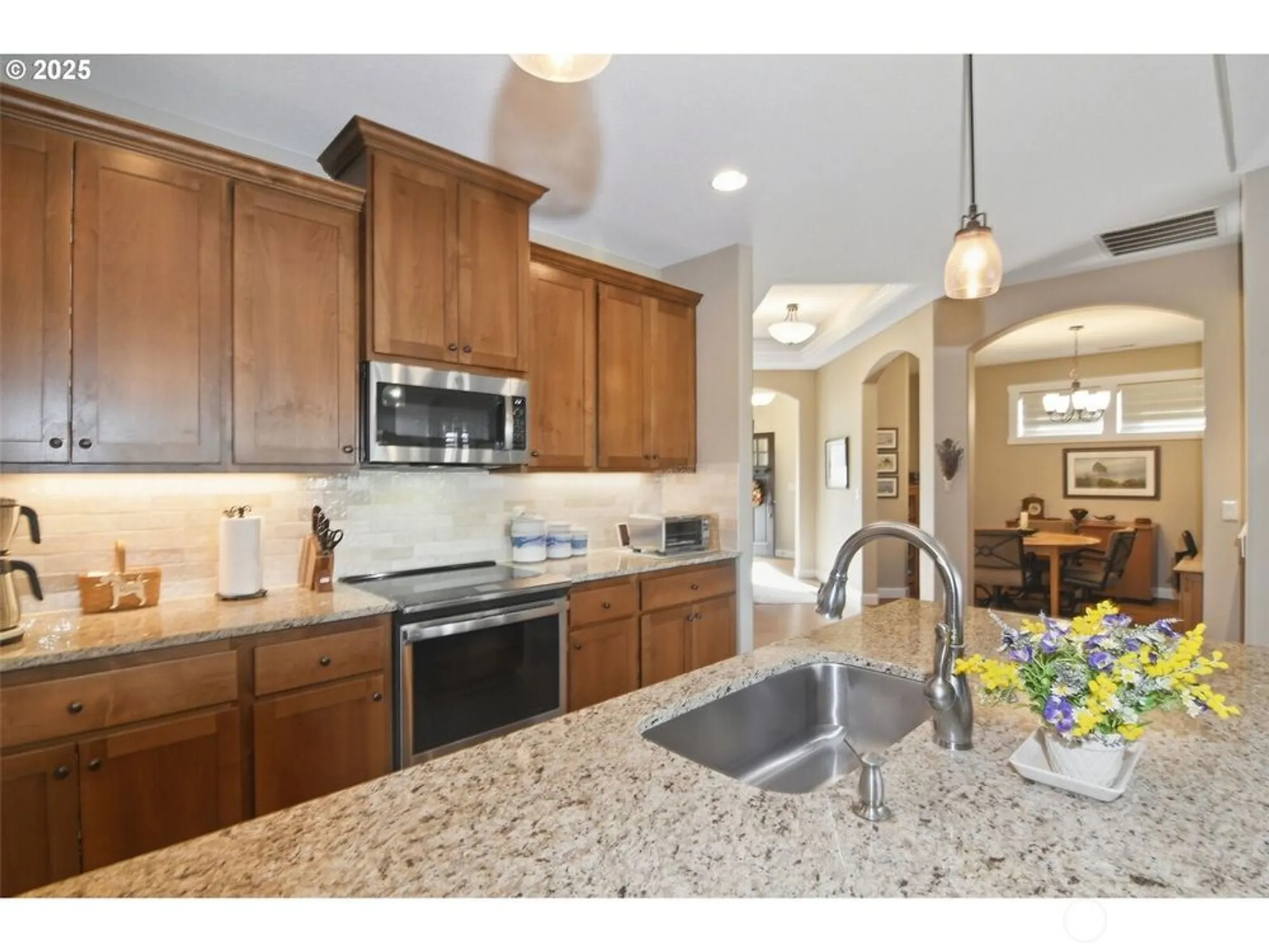Property Slideshow image 7 of 40 | 1618 ne 174th st, Ridgefield, WA, 98642