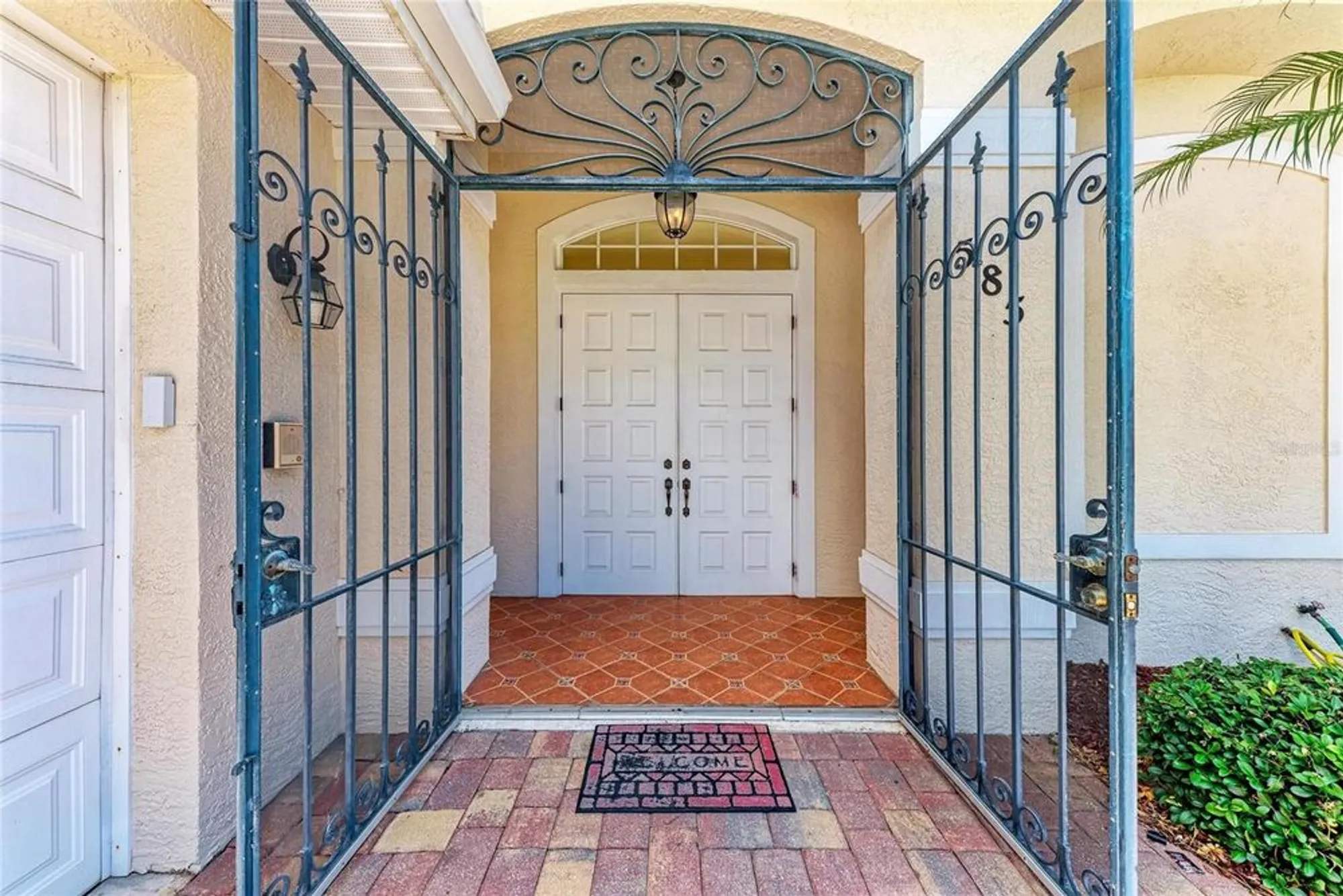 Property Slideshow image 4 of 53 | 585 khyber ln, Venice, FL, 34293