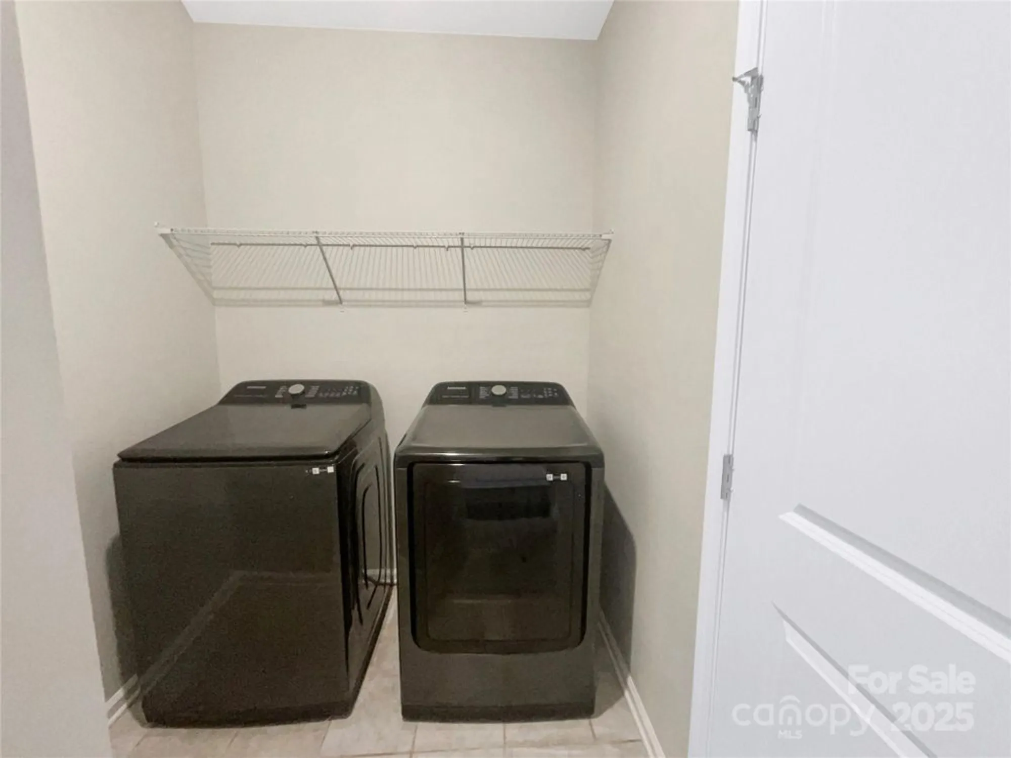 Property Slideshow image 11 of 22 | 15633 aviary orchard way, Charlotte, NC, 28278