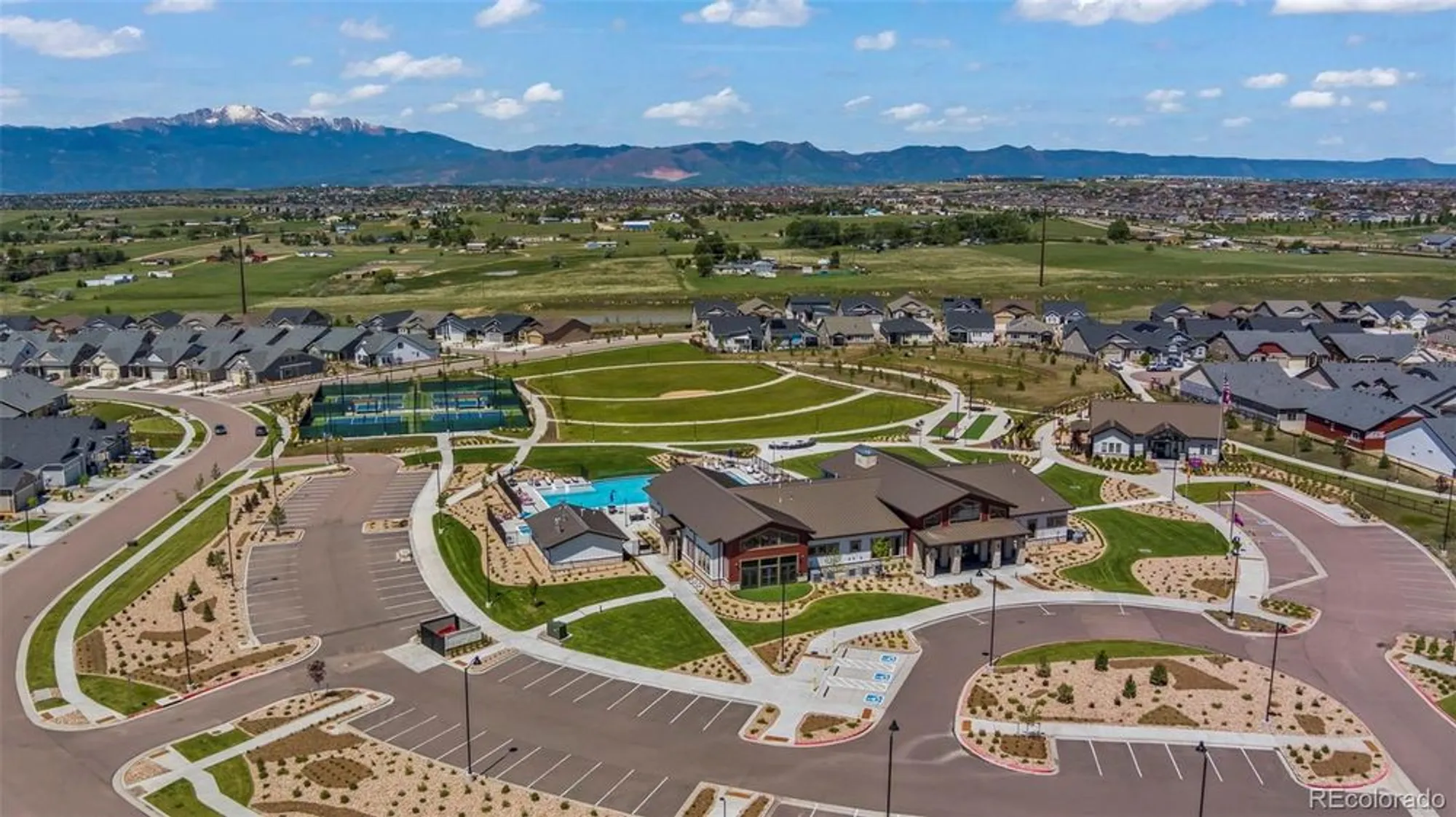 Property Slideshow image 40 of 49 | 5968 haster grv, Colorado Springs, CO, 80927