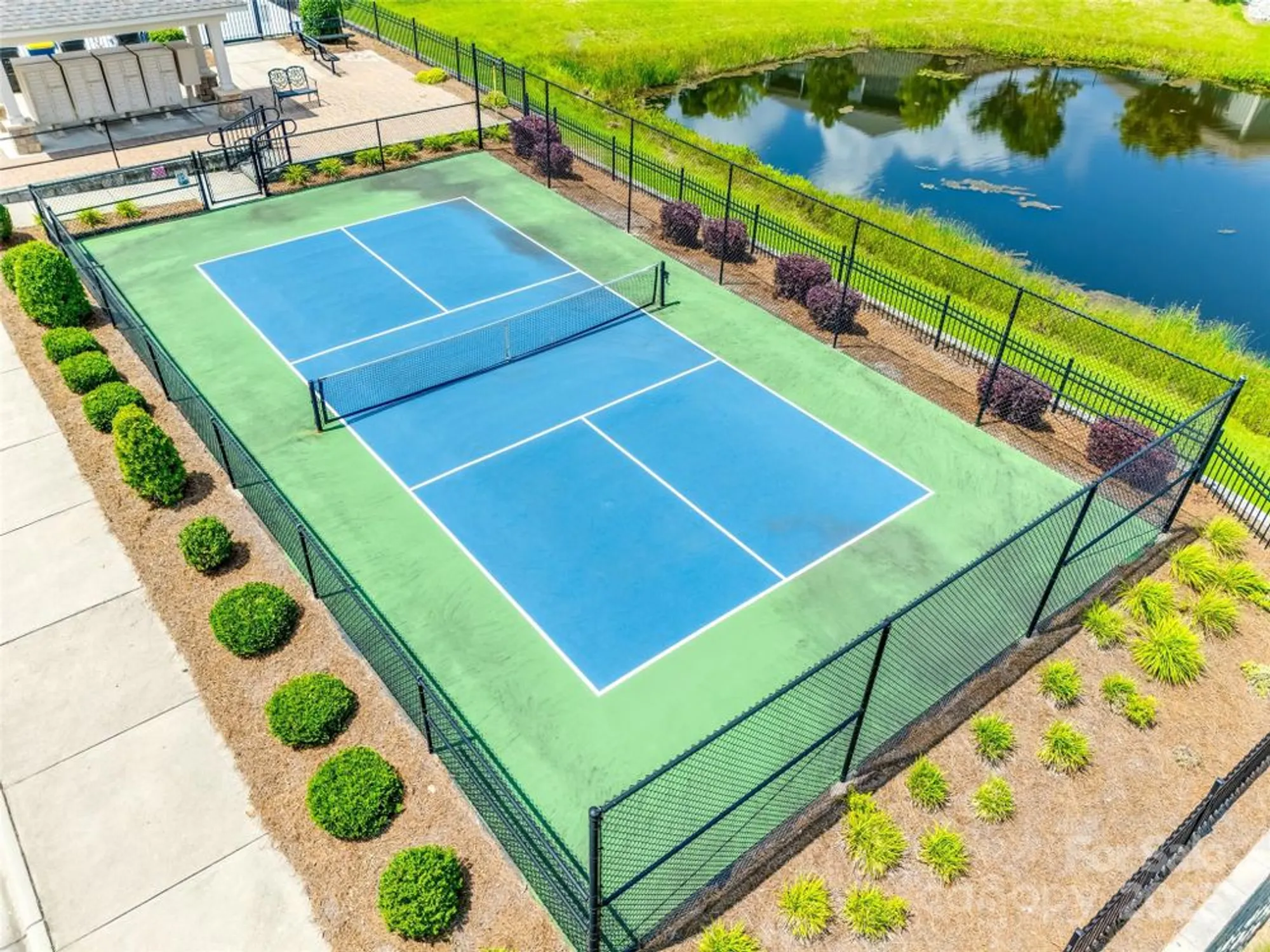 Property Slideshow image 30 of 32 | 2261 lincolnshire ln, Waxhaw, NC, 28173