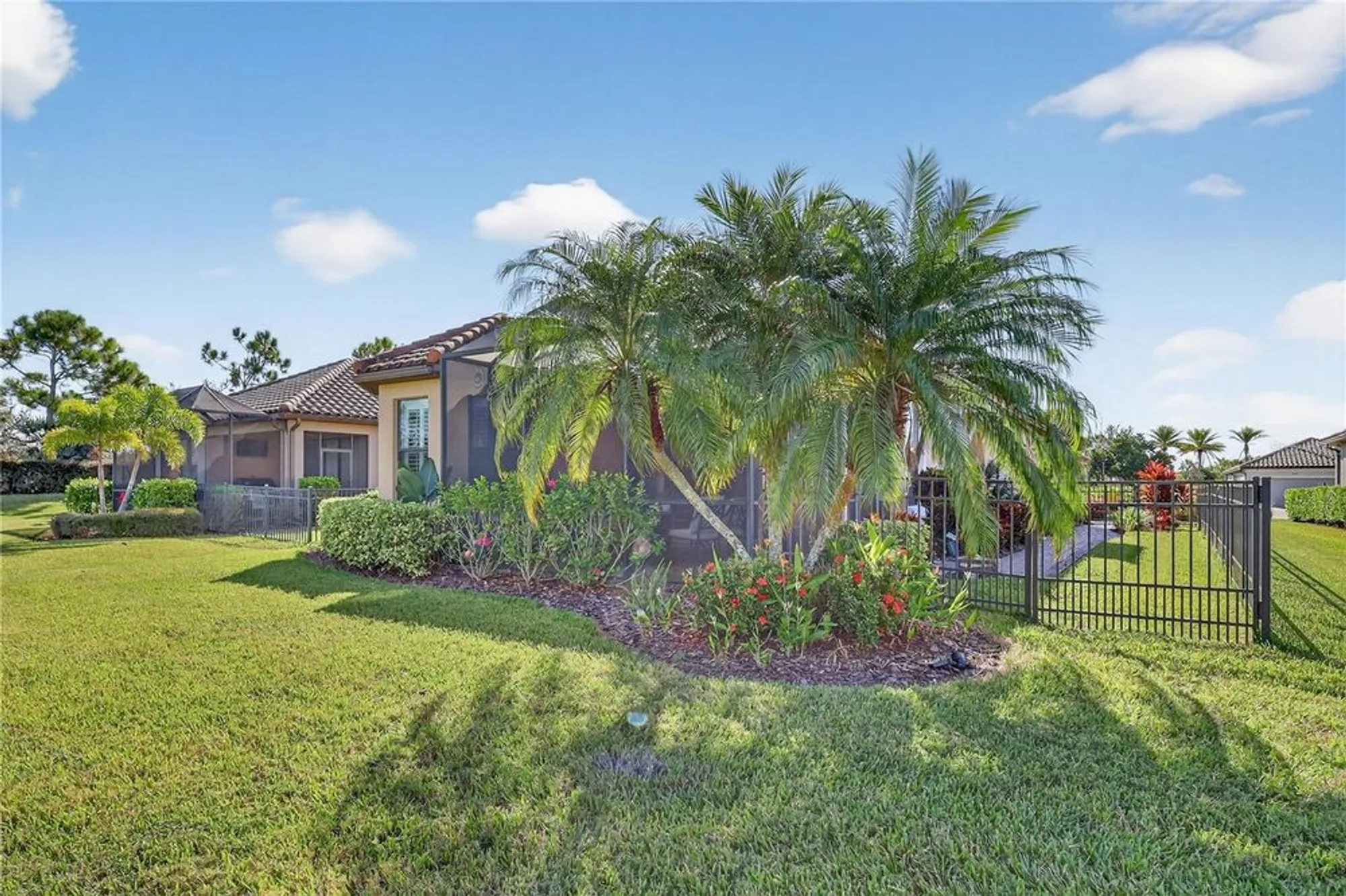 Property Slideshow image 33 of 58 | 4828 heinman cv, Palmetto, FL, 34221