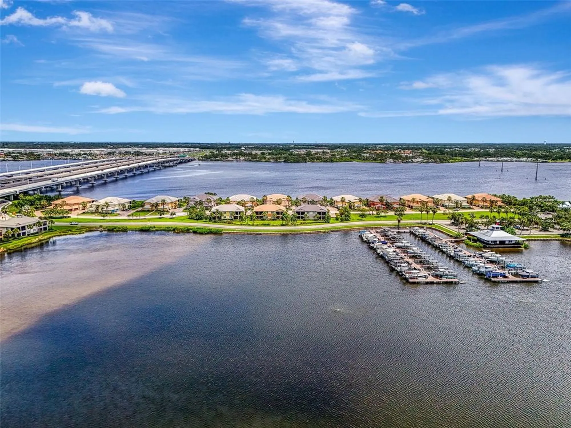 Property Slideshow image 62 of 77 | 1226 riverscape st, Bradenton, FL, 34208