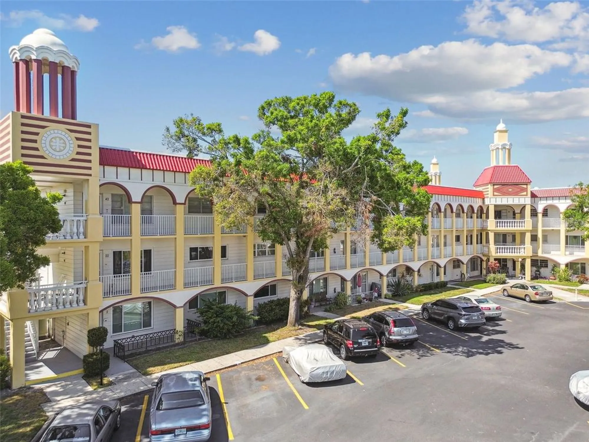 Property Slideshow image 51 of 52 | 2430 florentine way 46, Clearwater, FL, 33763