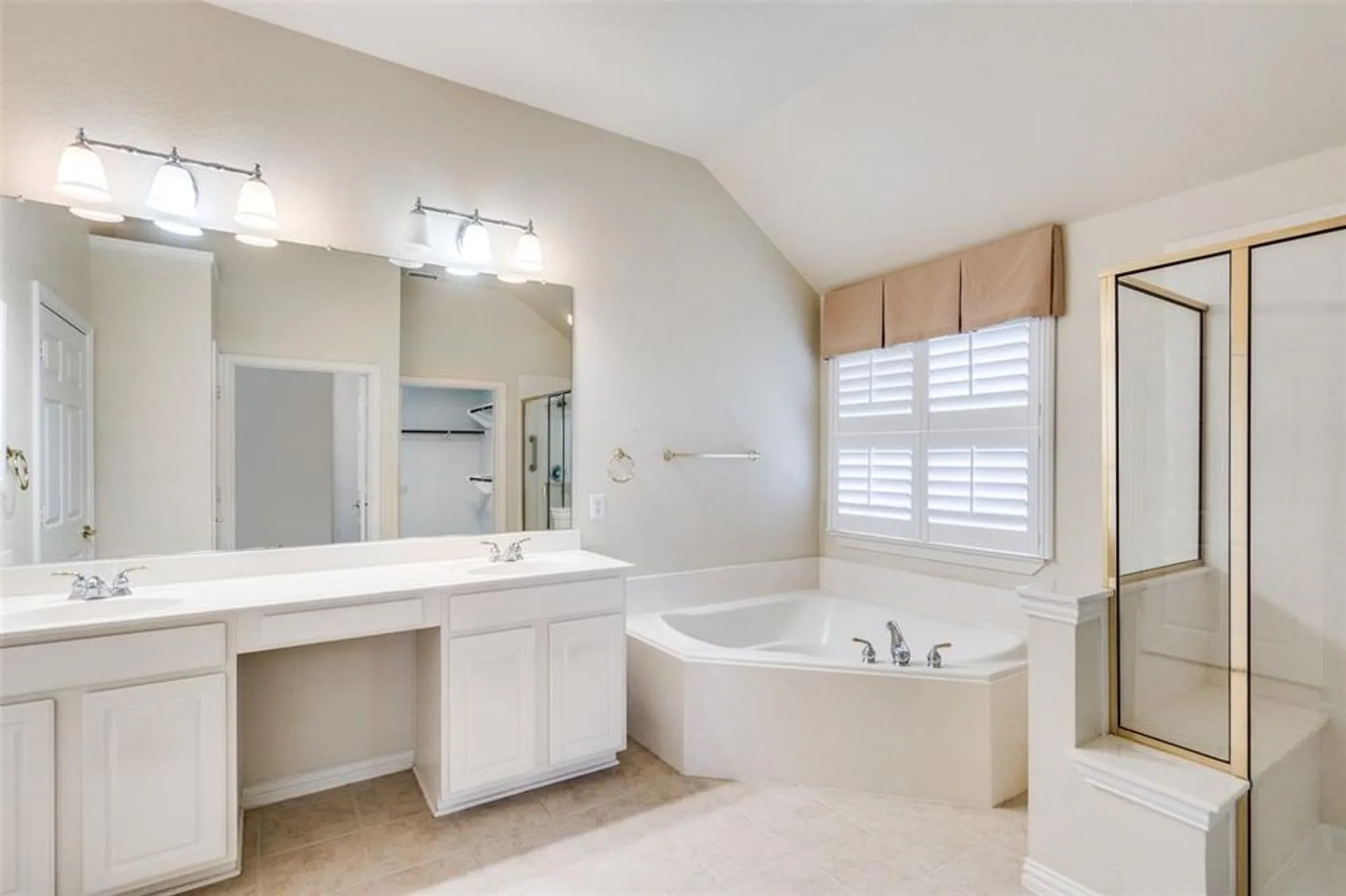 Property Slideshow image 15 of 29 | 415 black diamond ct, Fairview, TX, 75069